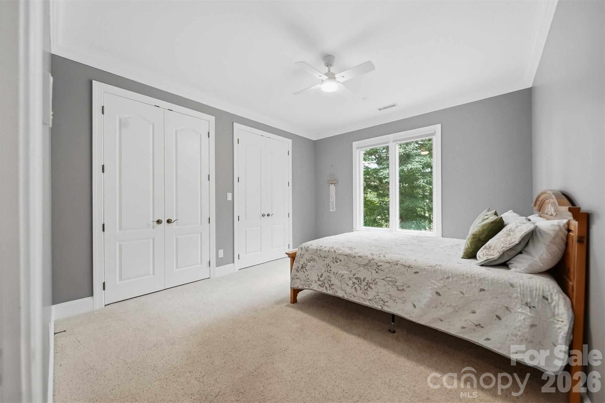 3745 Pinecrest Drive NE — Hickory
