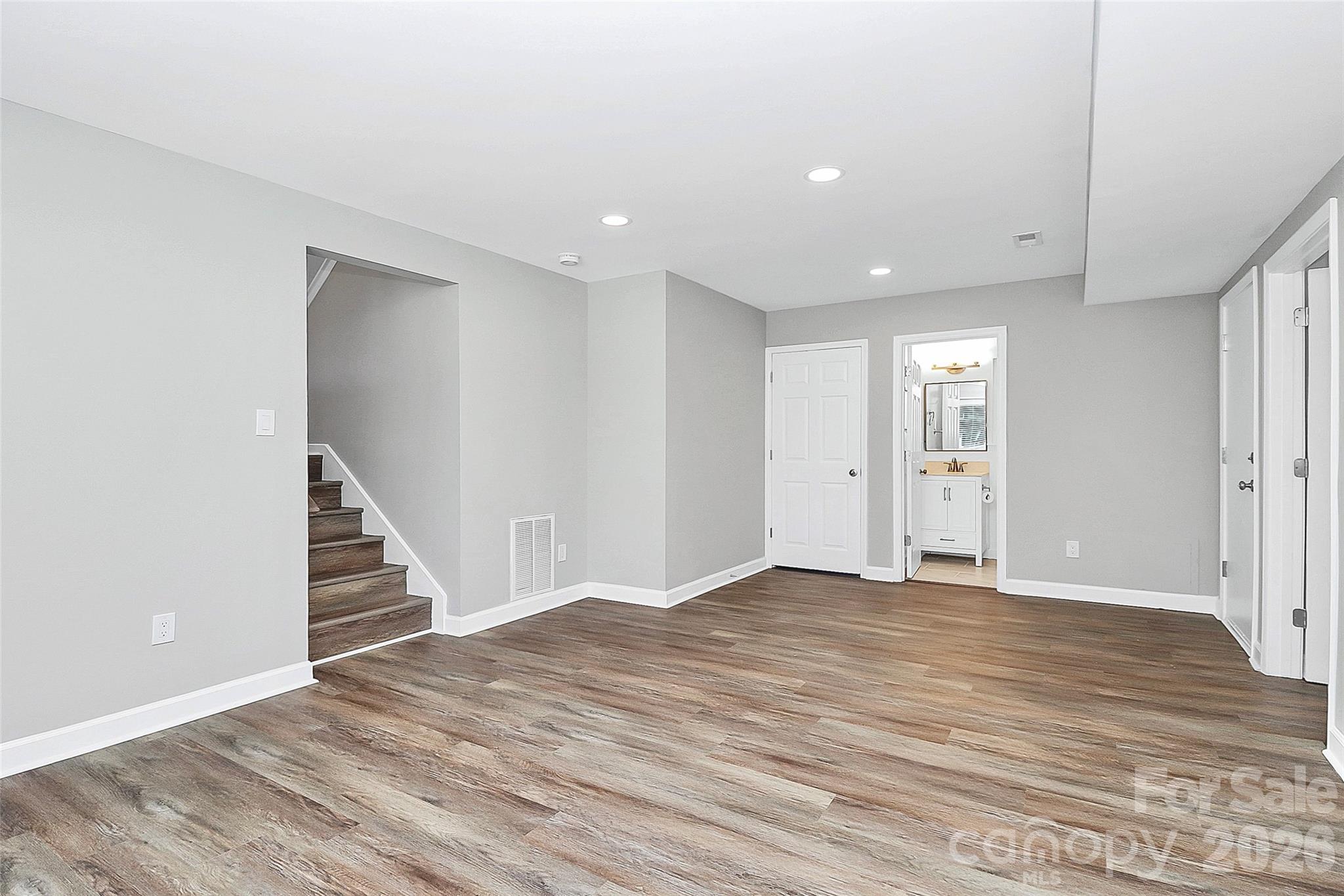 9546 Fairway Ridge Road — Charlotte