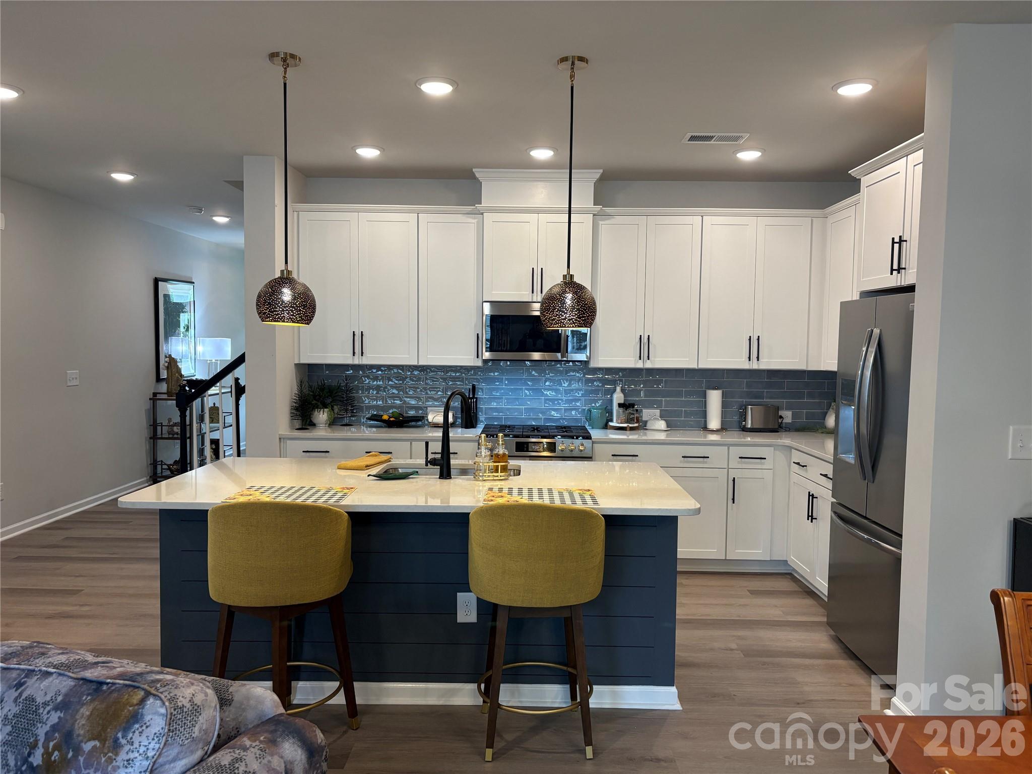 10121 Mamillion Drive — Huntersville