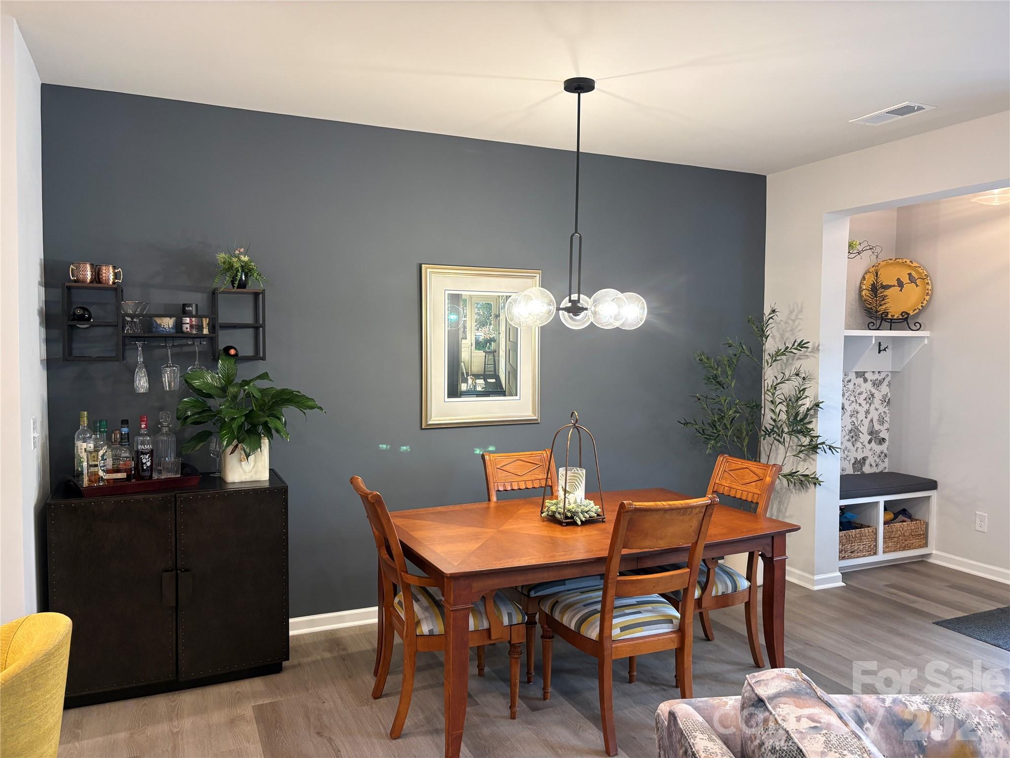 10121 Mamillion Drive — Huntersville