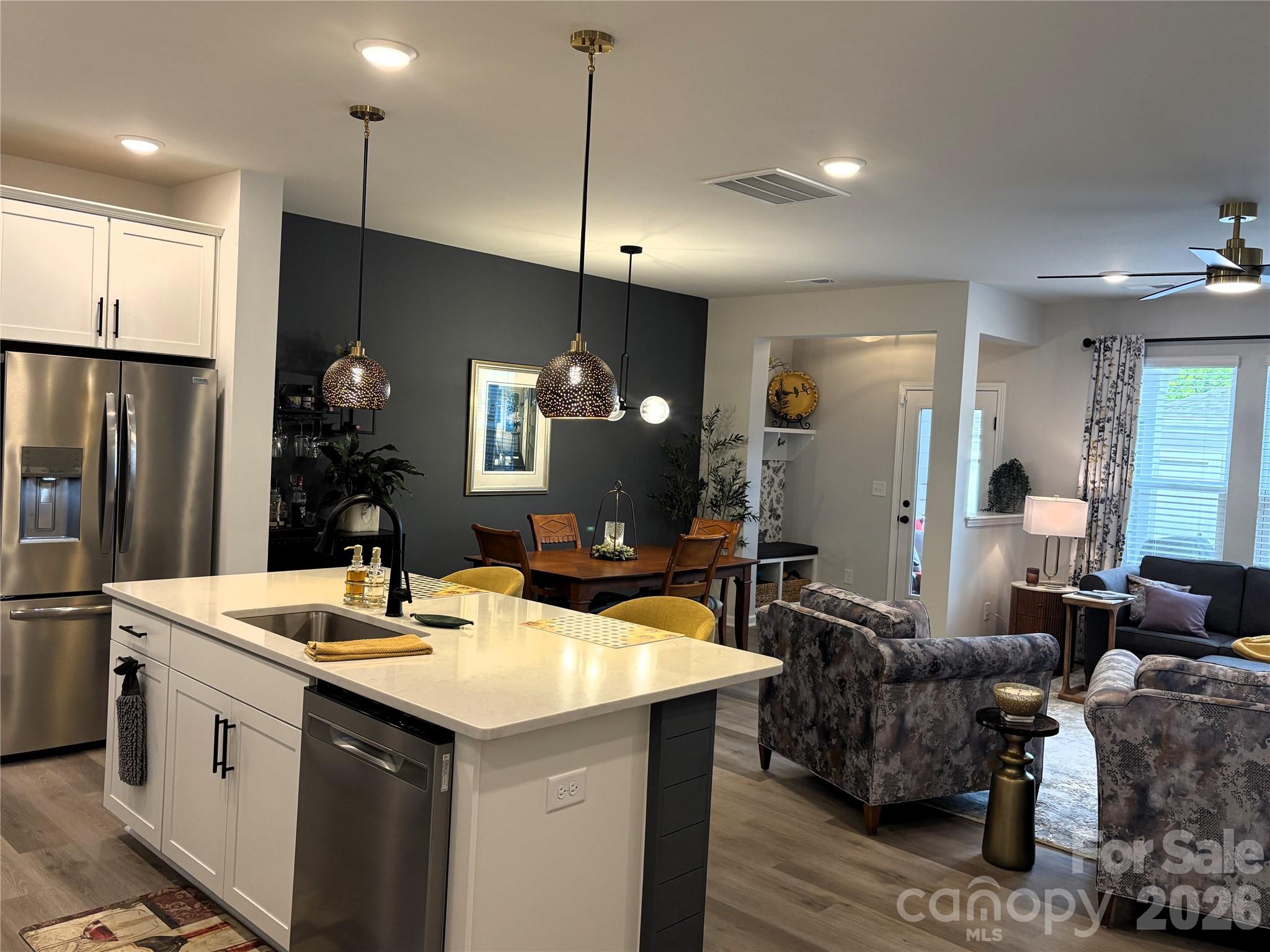 10121 Mamillion Drive — Huntersville