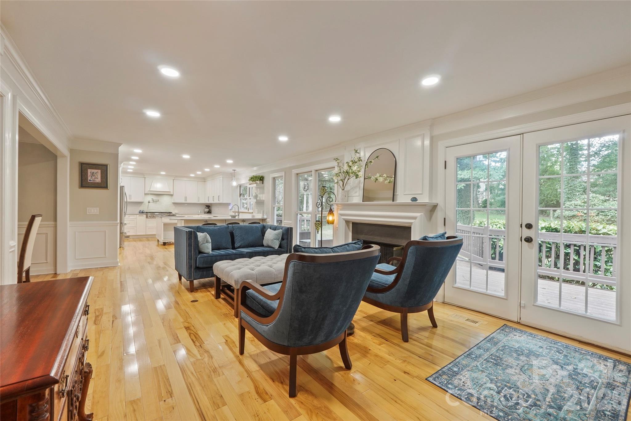 8609 Doe Path Lane — Huntersville