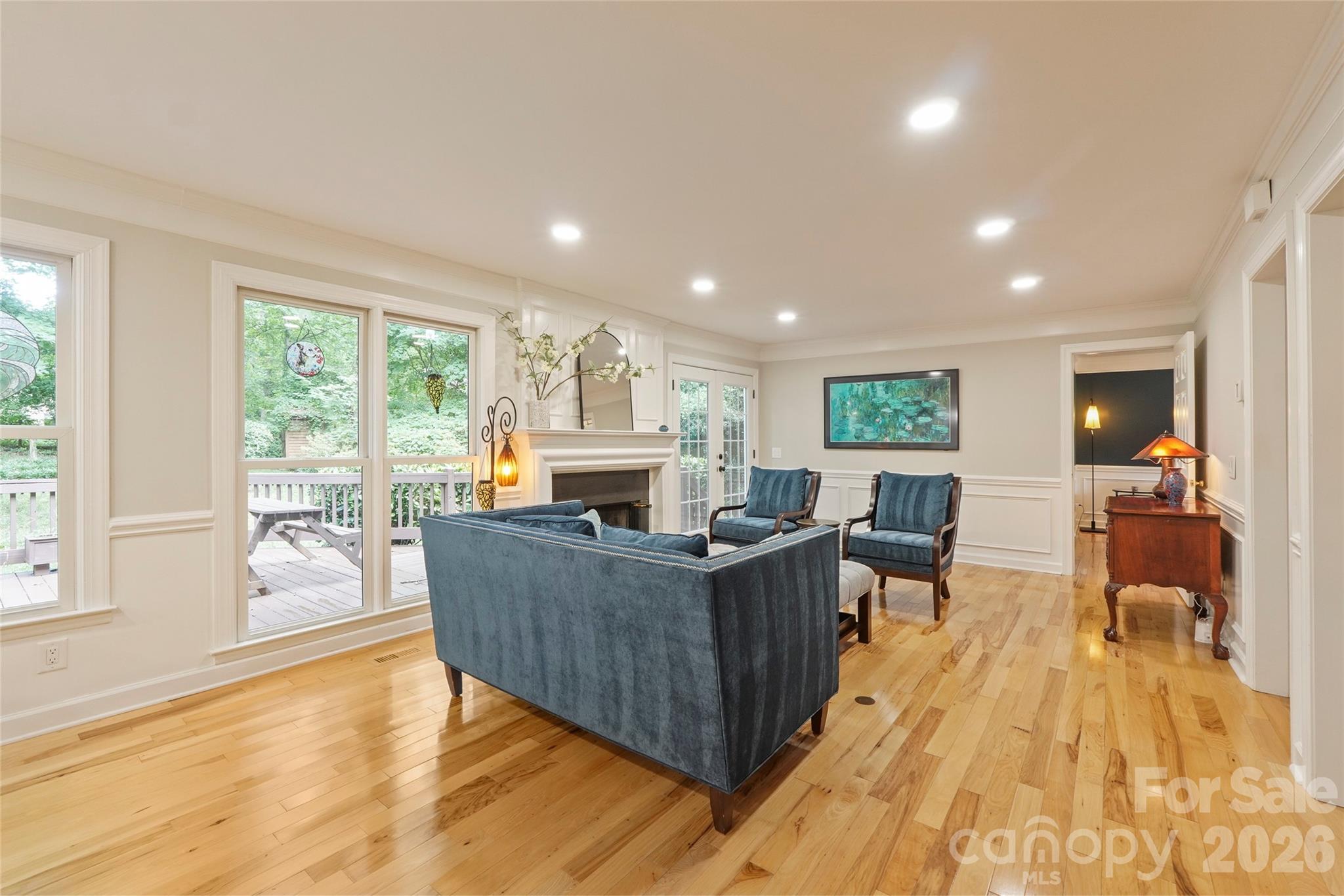 8609 Doe Path Lane — Huntersville