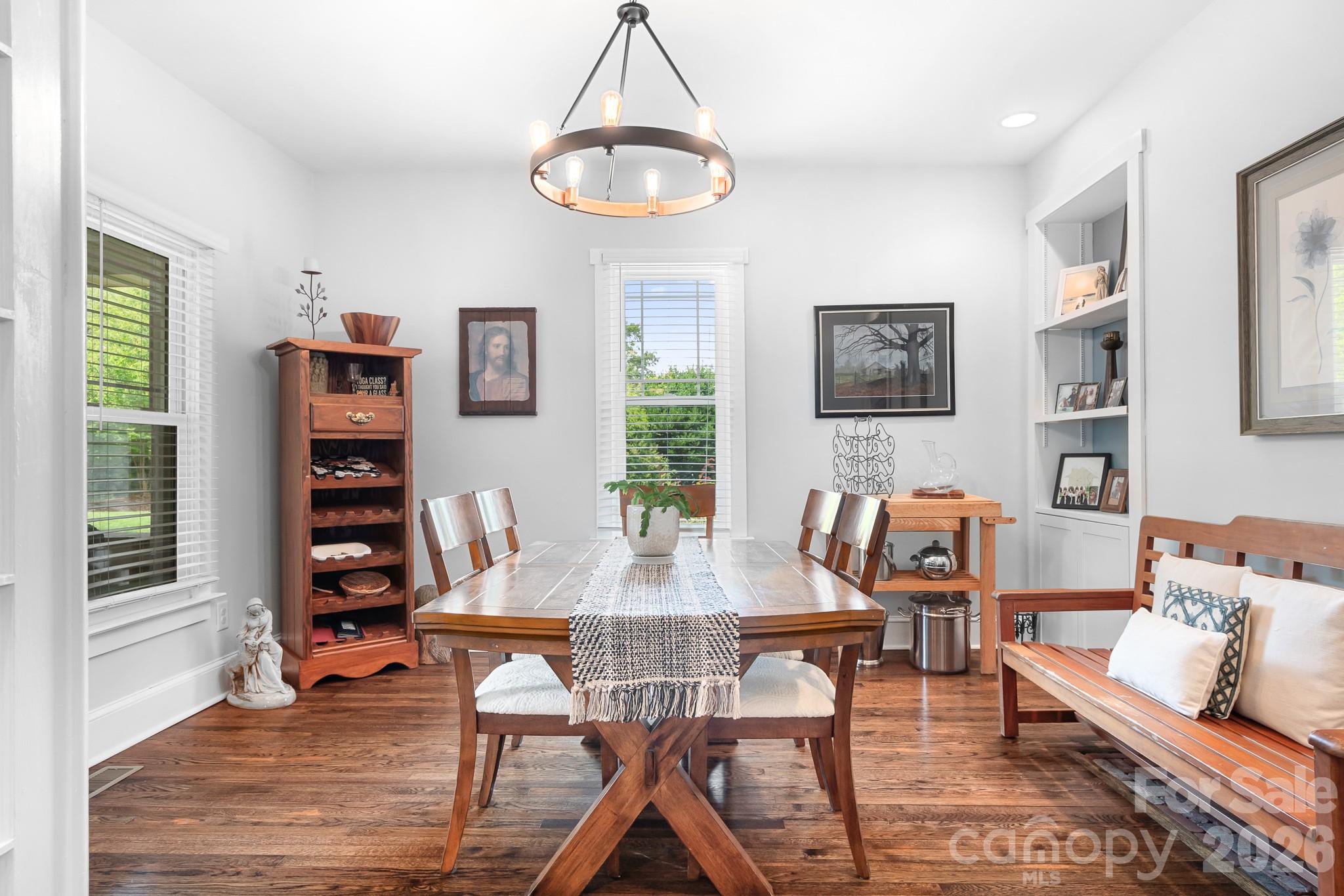 708 N Grove Street — Lincolnton