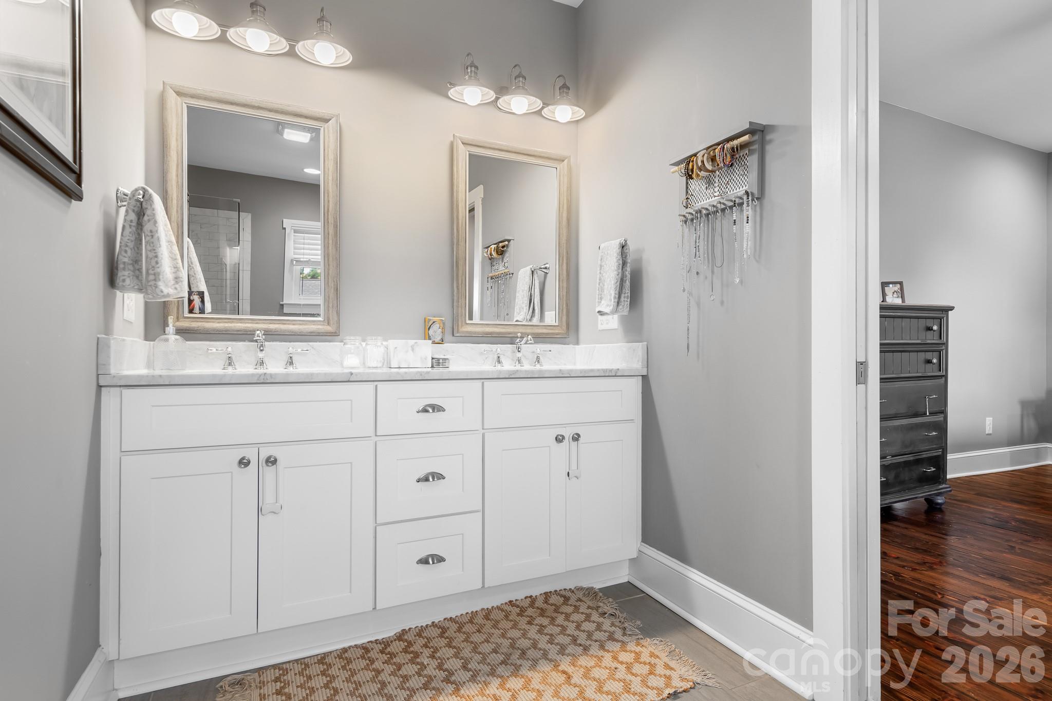 708 N Grove Street — Lincolnton