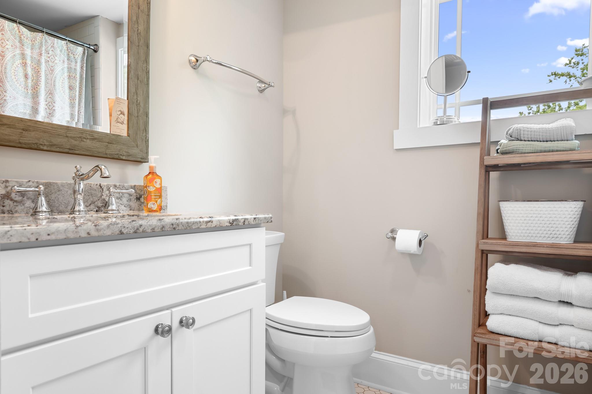 708 N Grove Street — Lincolnton