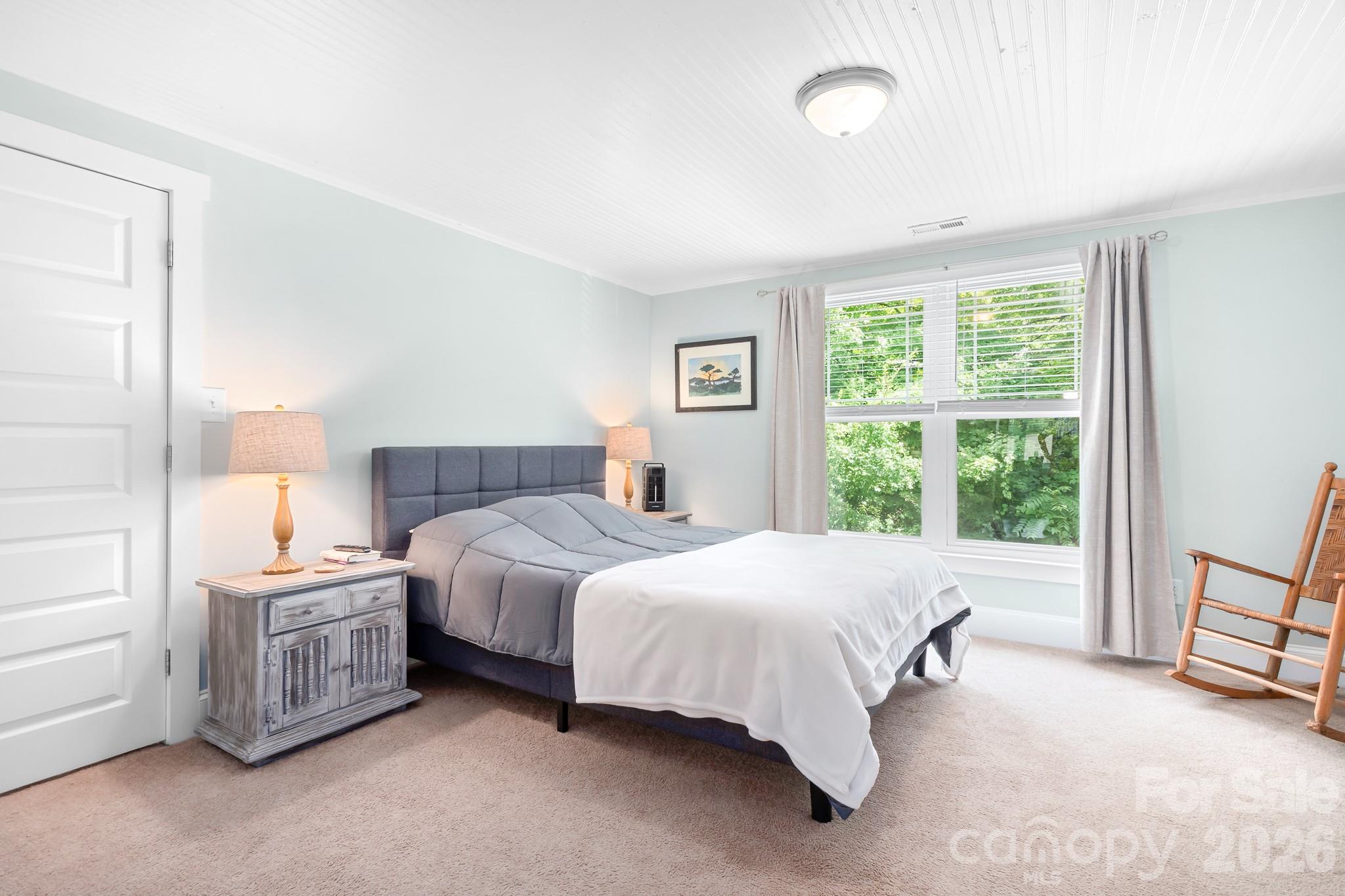 708 N Grove Street — Lincolnton