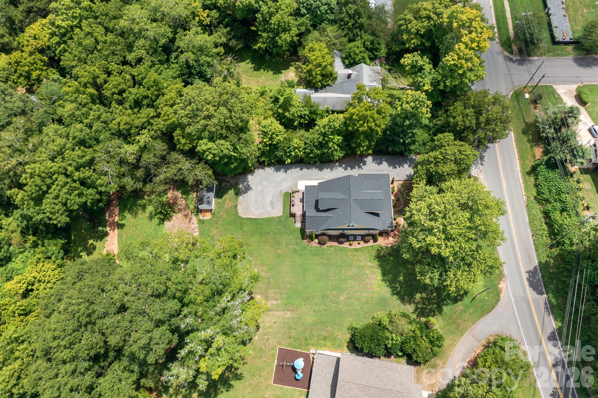 708 N Grove Street — Lincolnton
