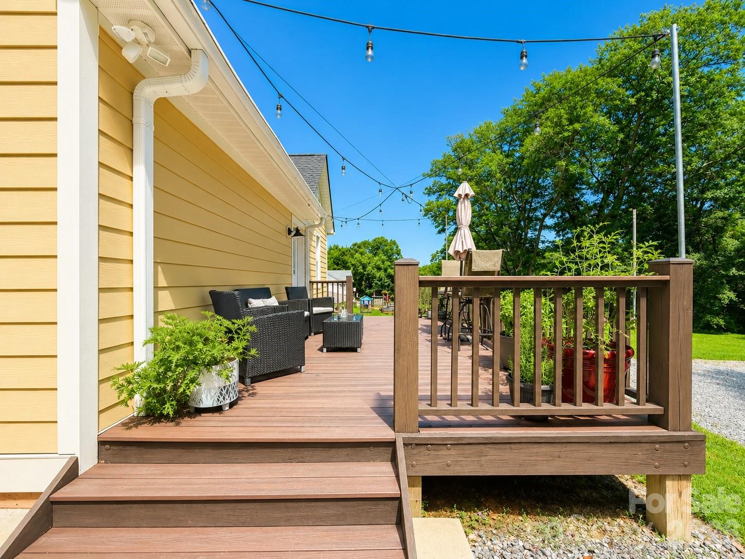 708 N Grove Street — Lincolnton