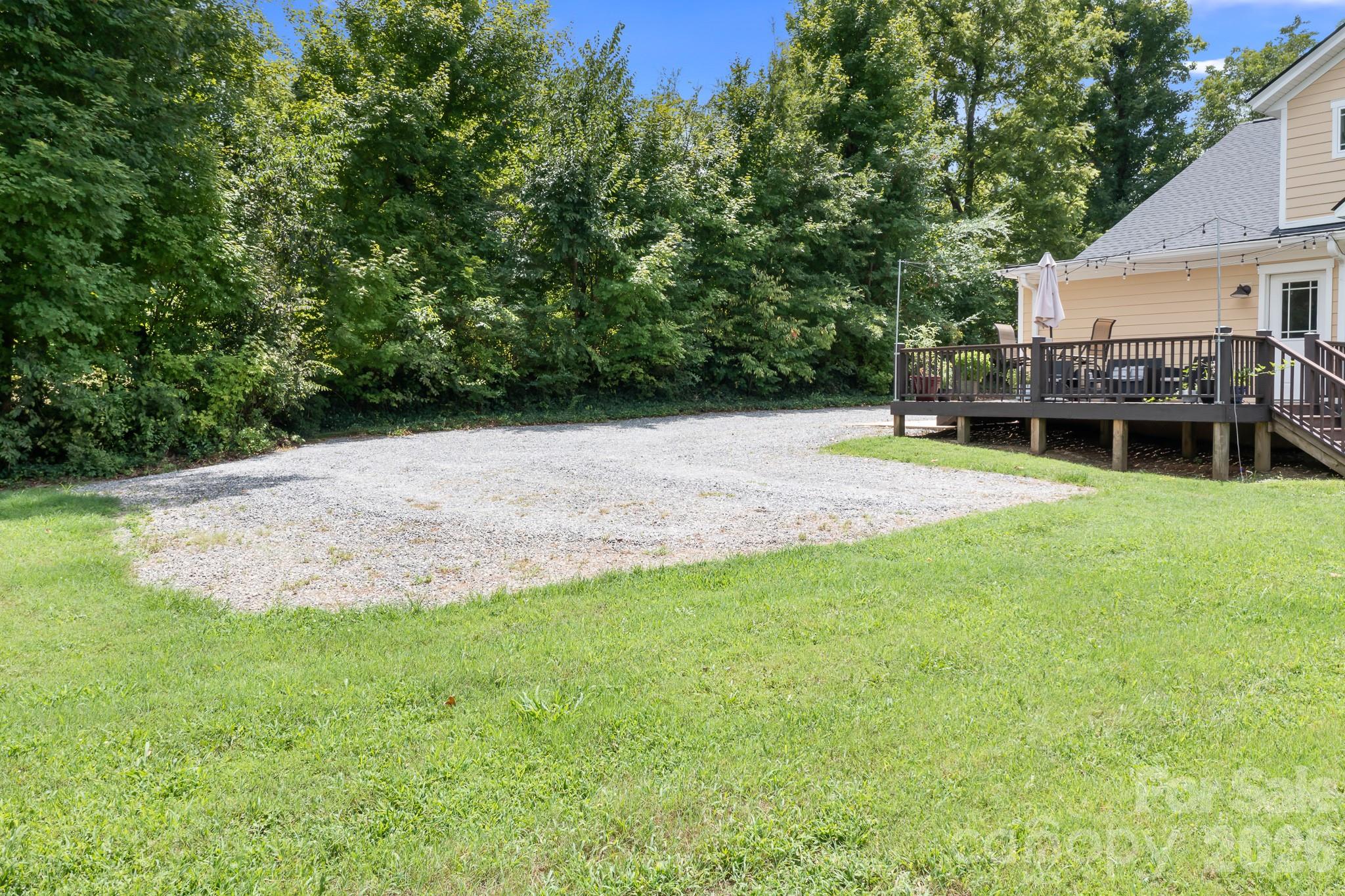708 N Grove Street — Lincolnton