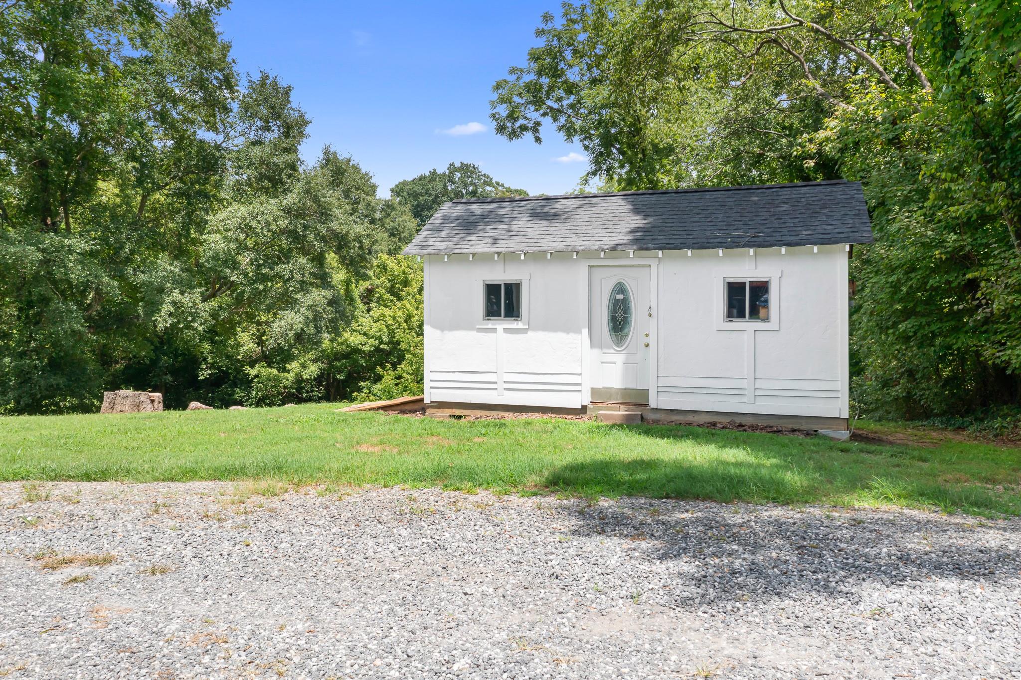 708 N Grove Street — Lincolnton