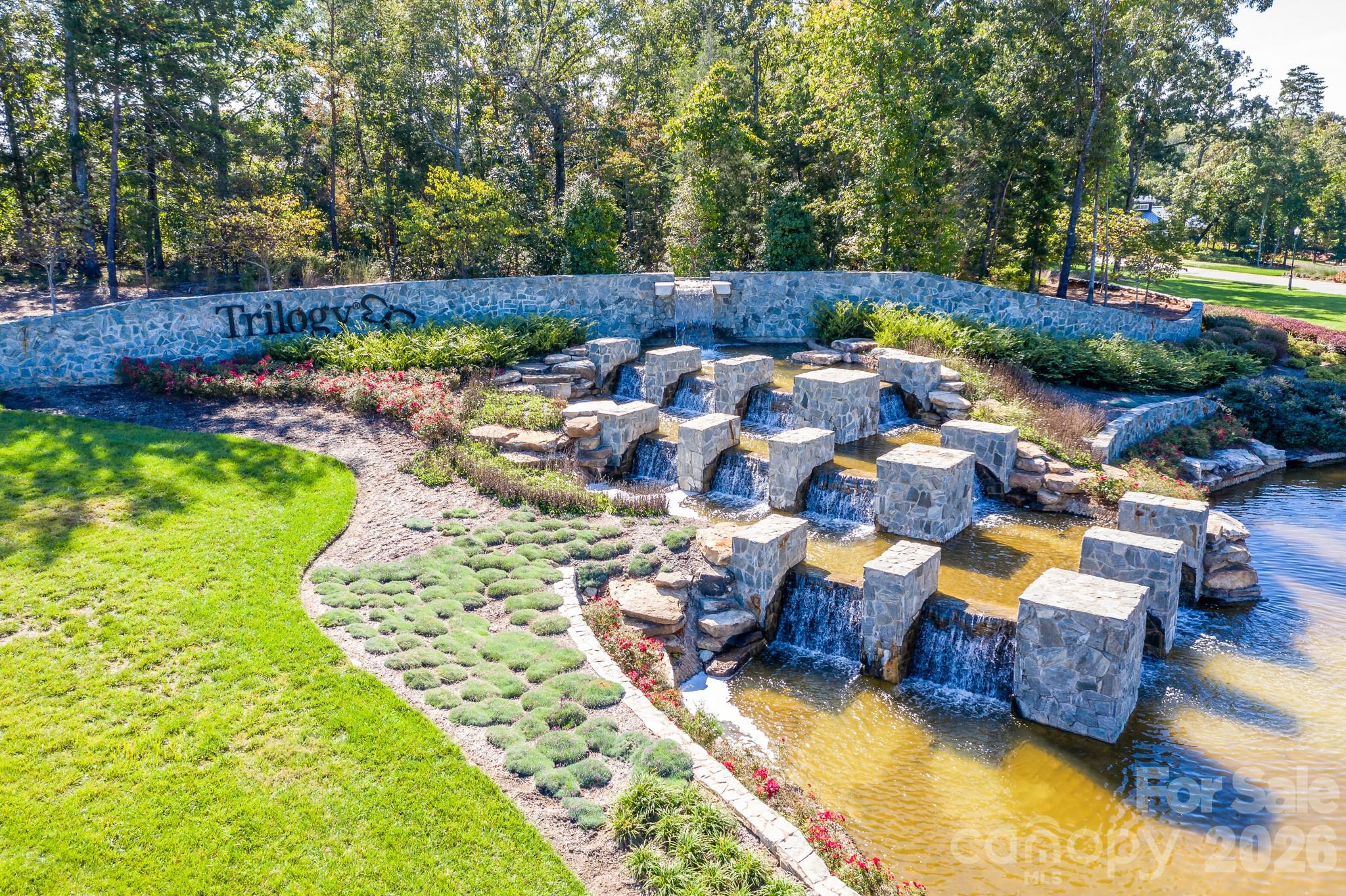 7142 Hanging Rock Court — Denver