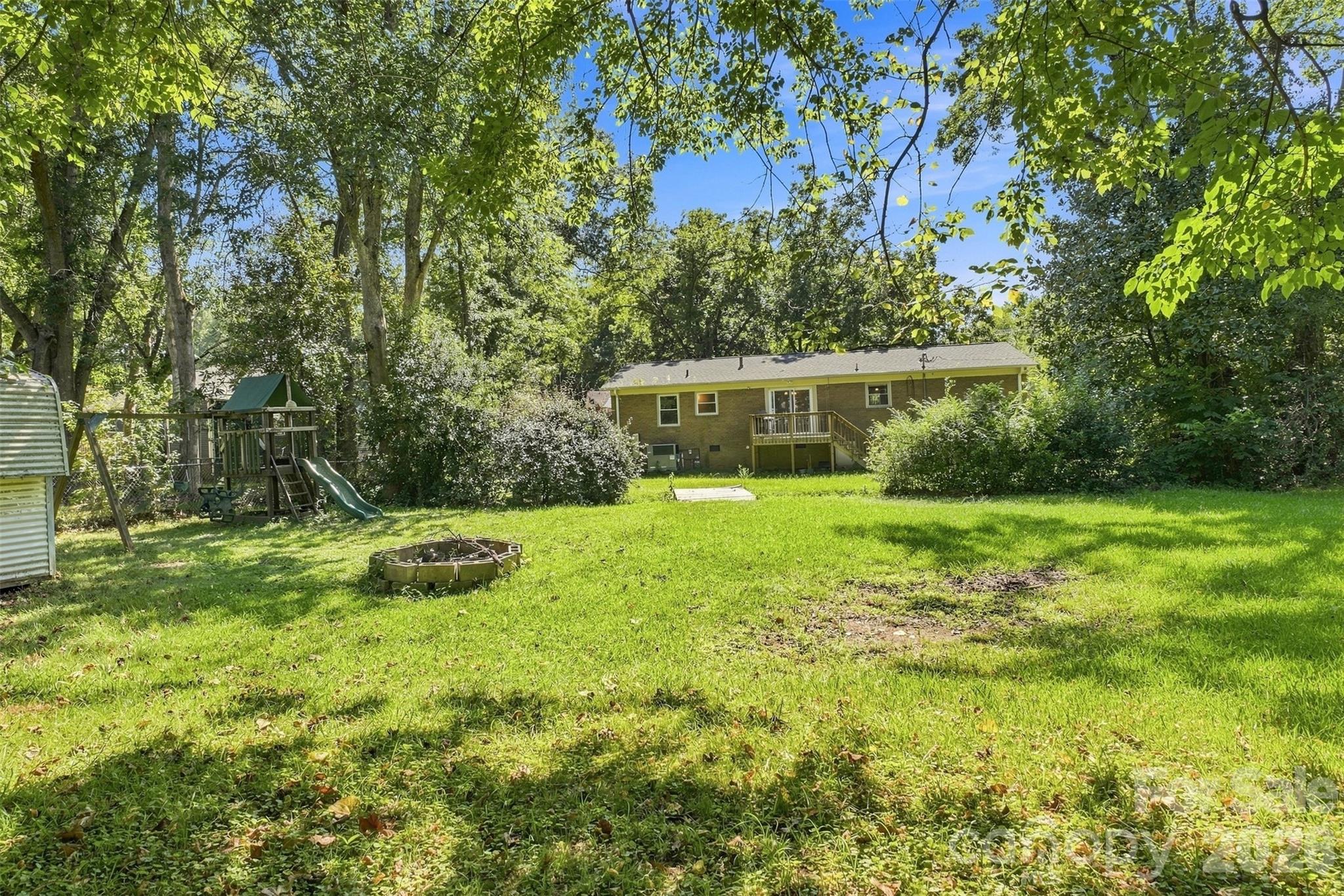 209 Azalea Road — Lancaster