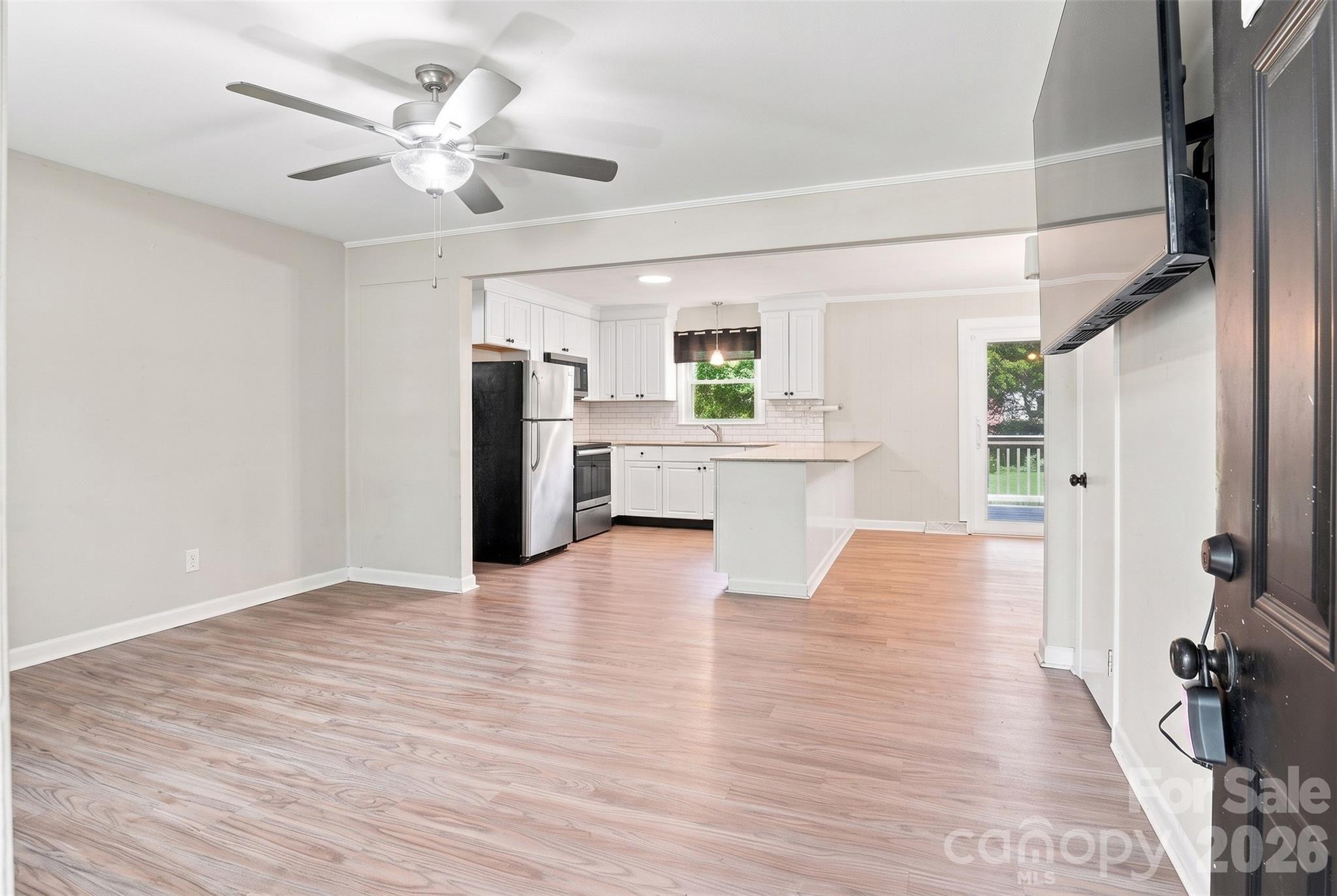 209 Azalea Road — Lancaster