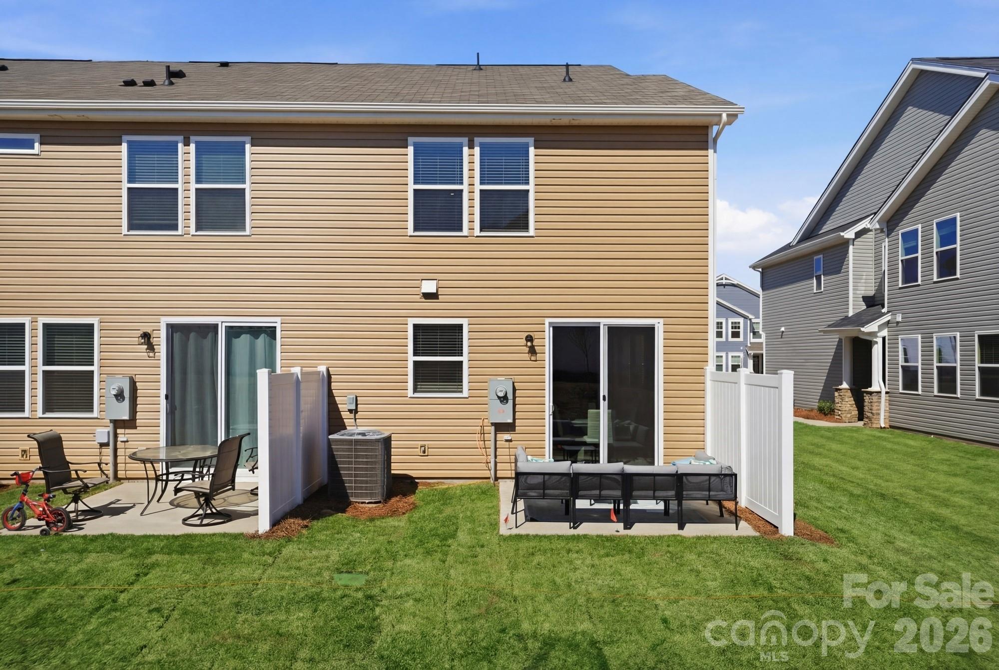 5216 Wyes Oak Lane — Charlotte