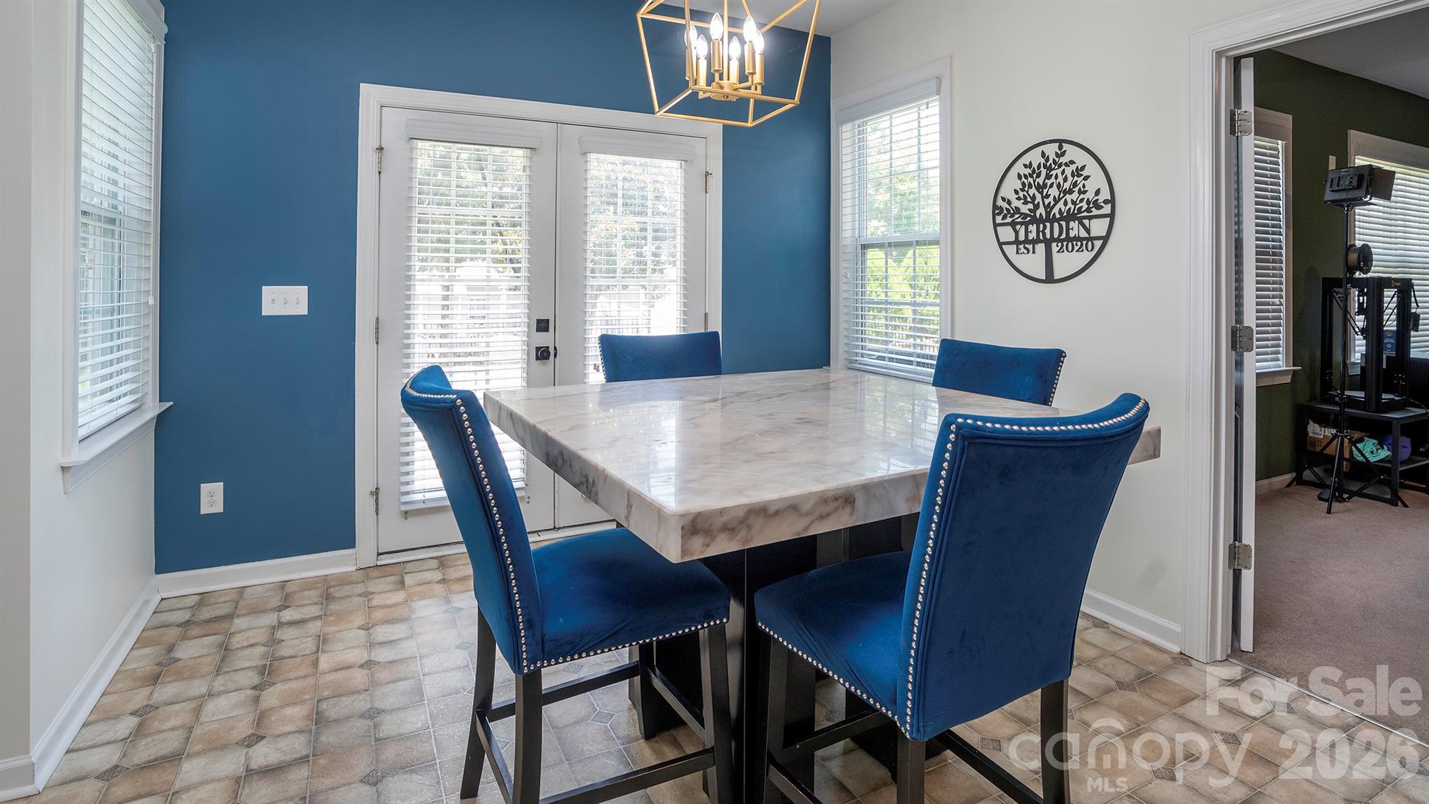 1601 Bay Meadows Avenue NW — Concord