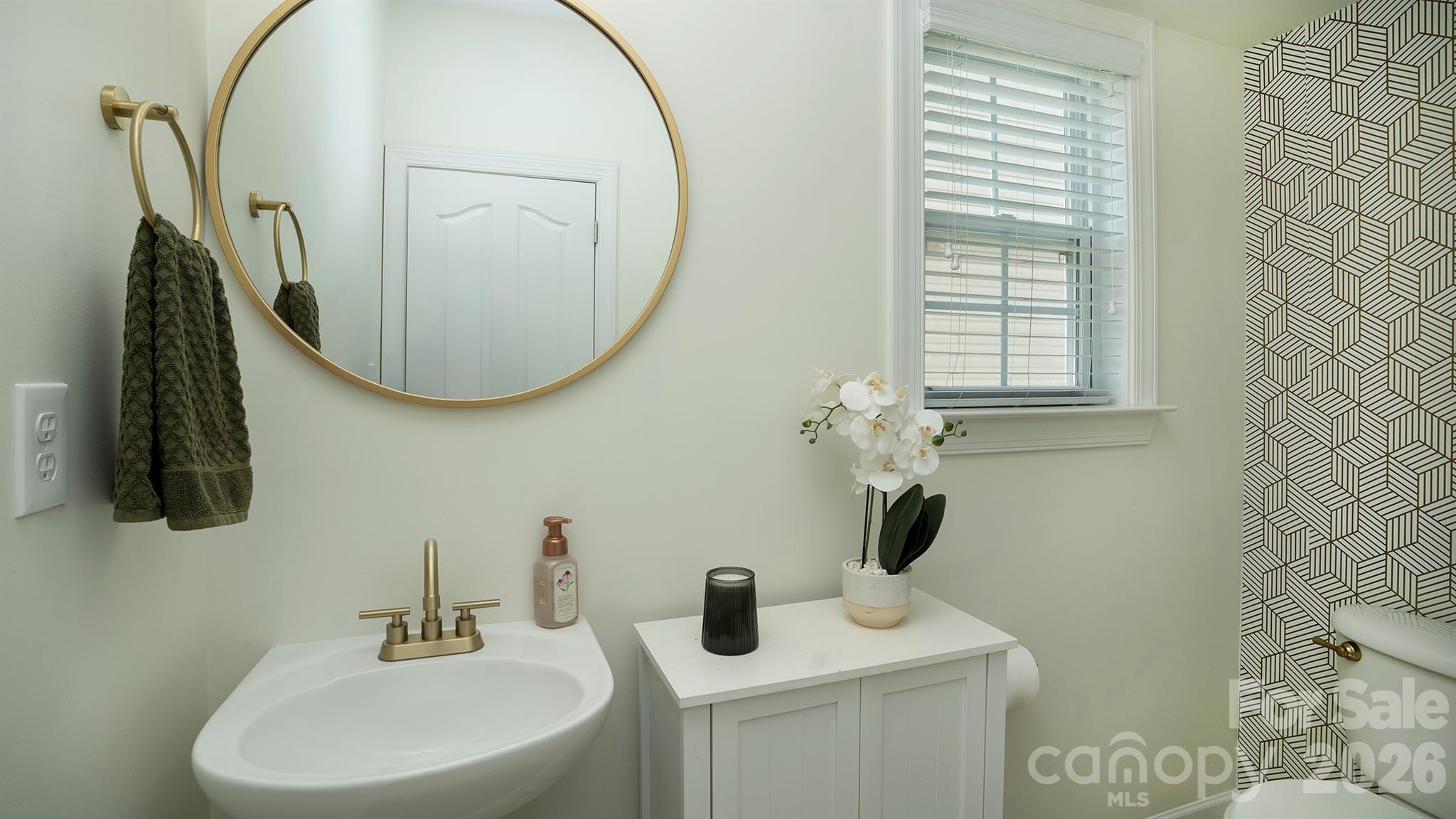 1601 Bay Meadows Avenue NW — Concord