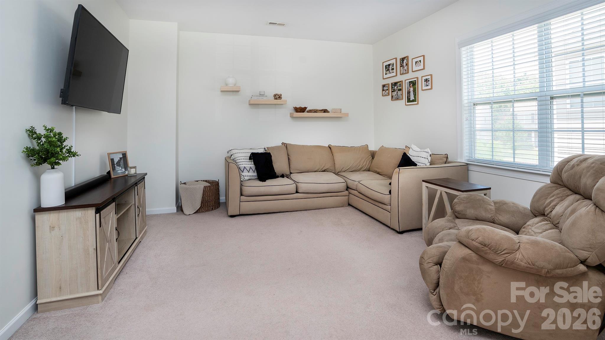 1601 Bay Meadows Avenue NW — Concord