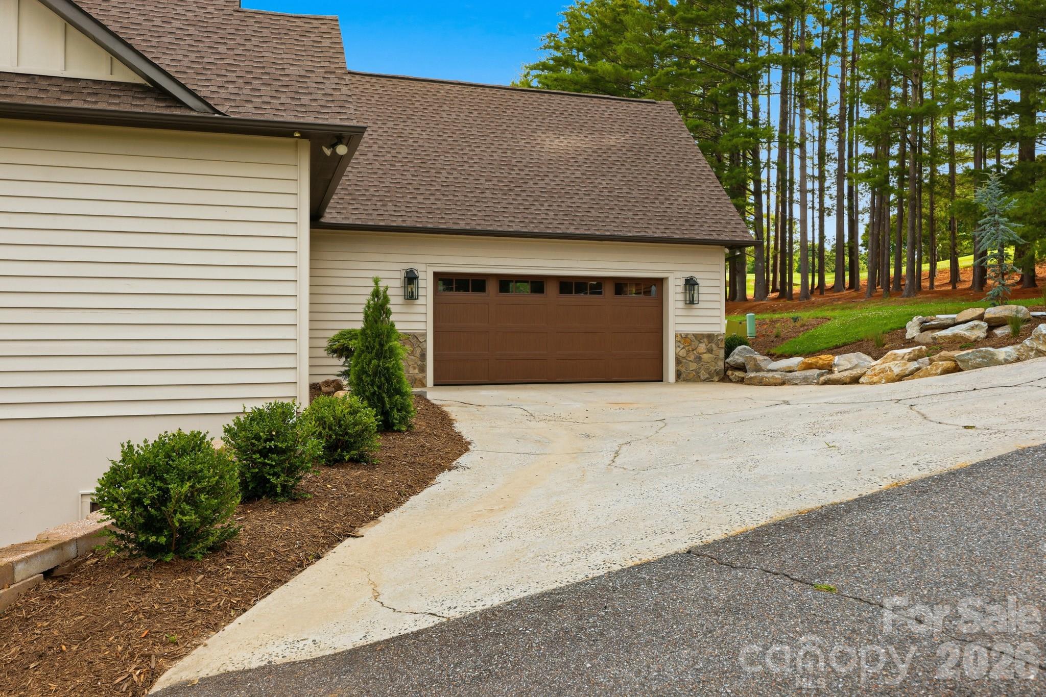 643 W Landing Drive — Jefferson