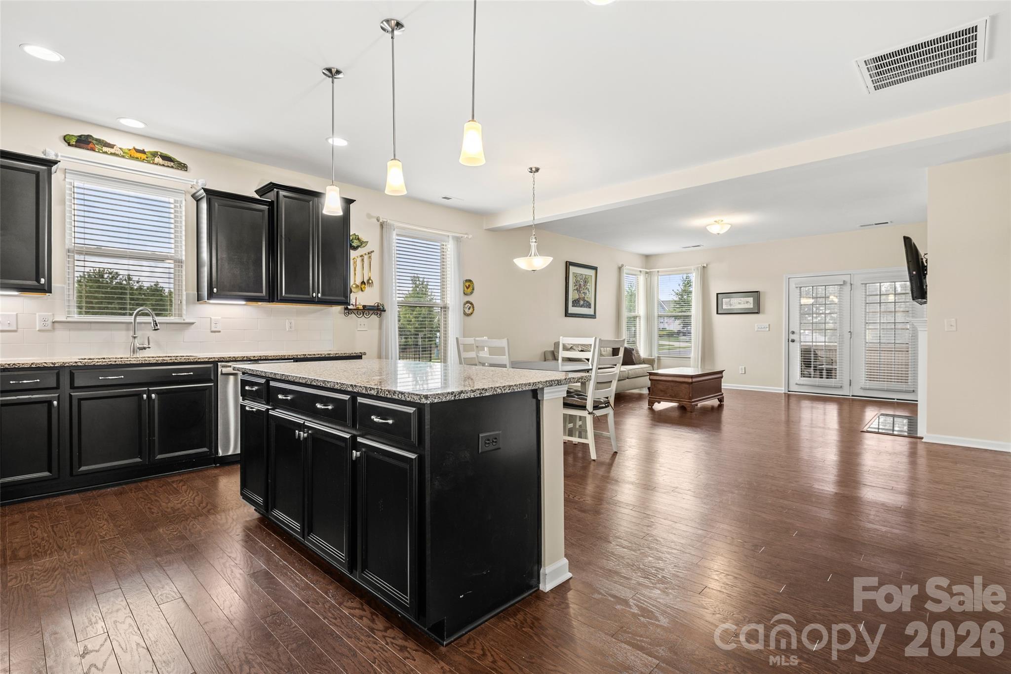 6257 Swanport Road — Lancaster