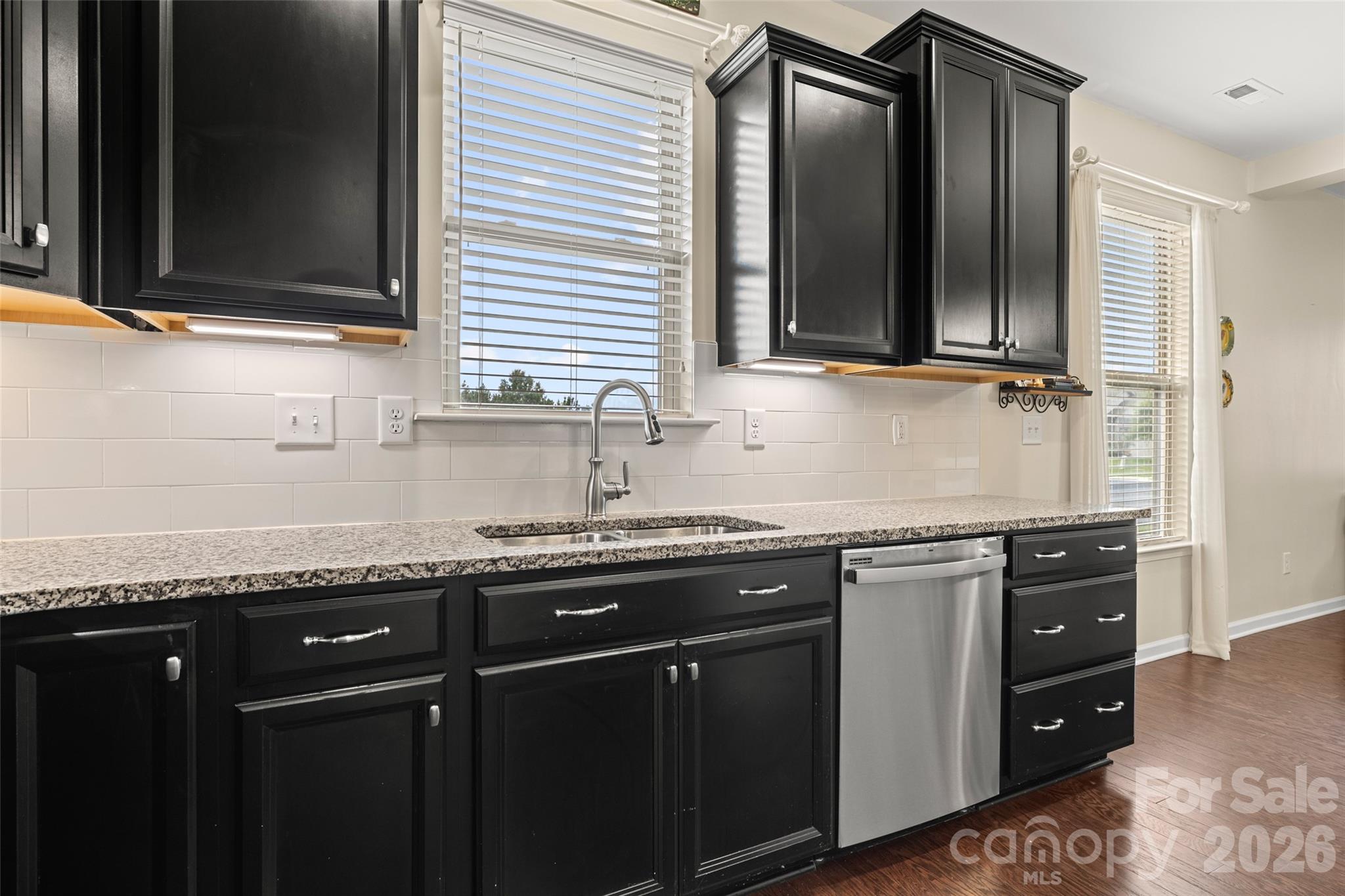 6257 Swanport Road — Lancaster