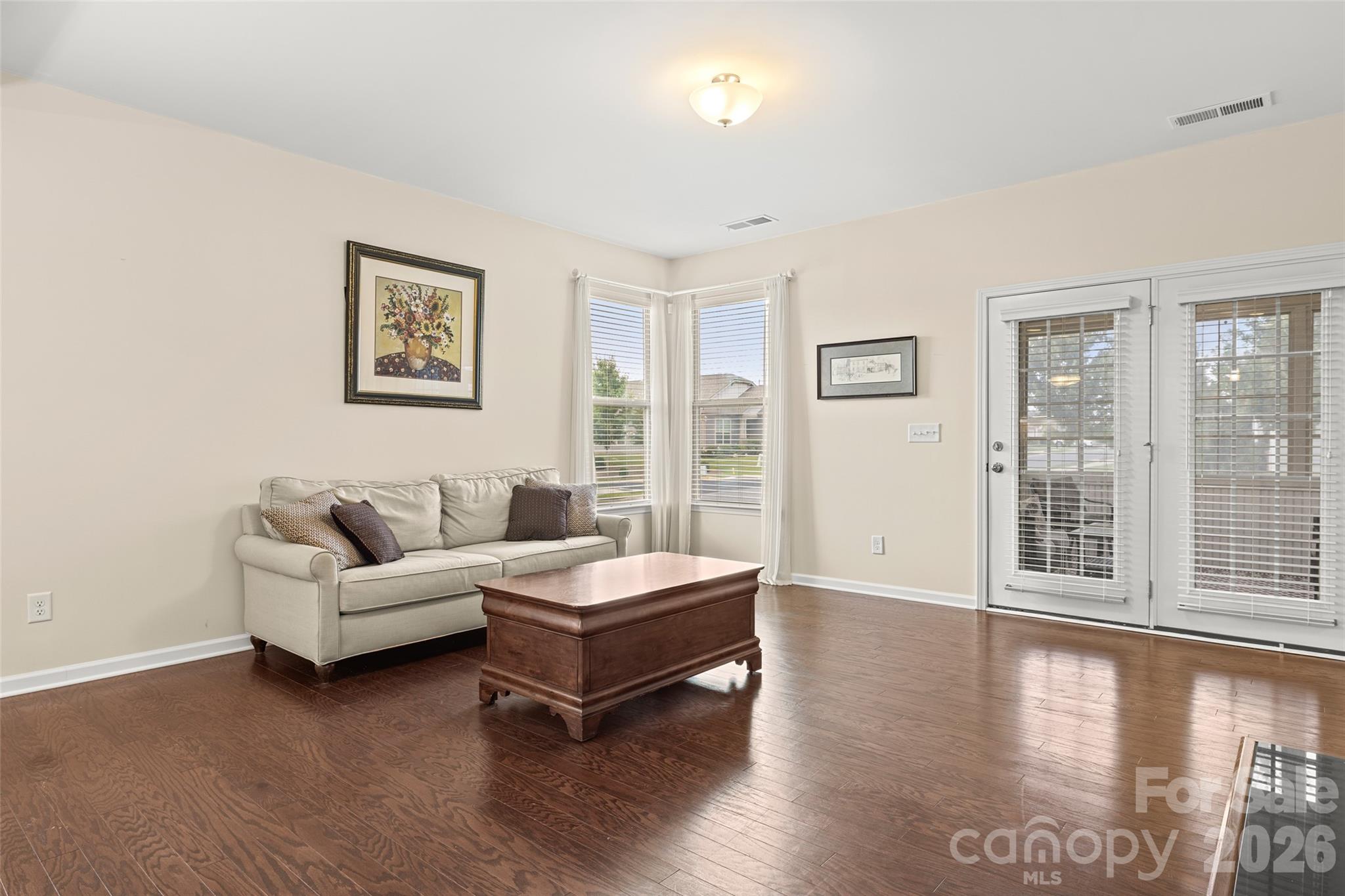6257 Swanport Road — Lancaster