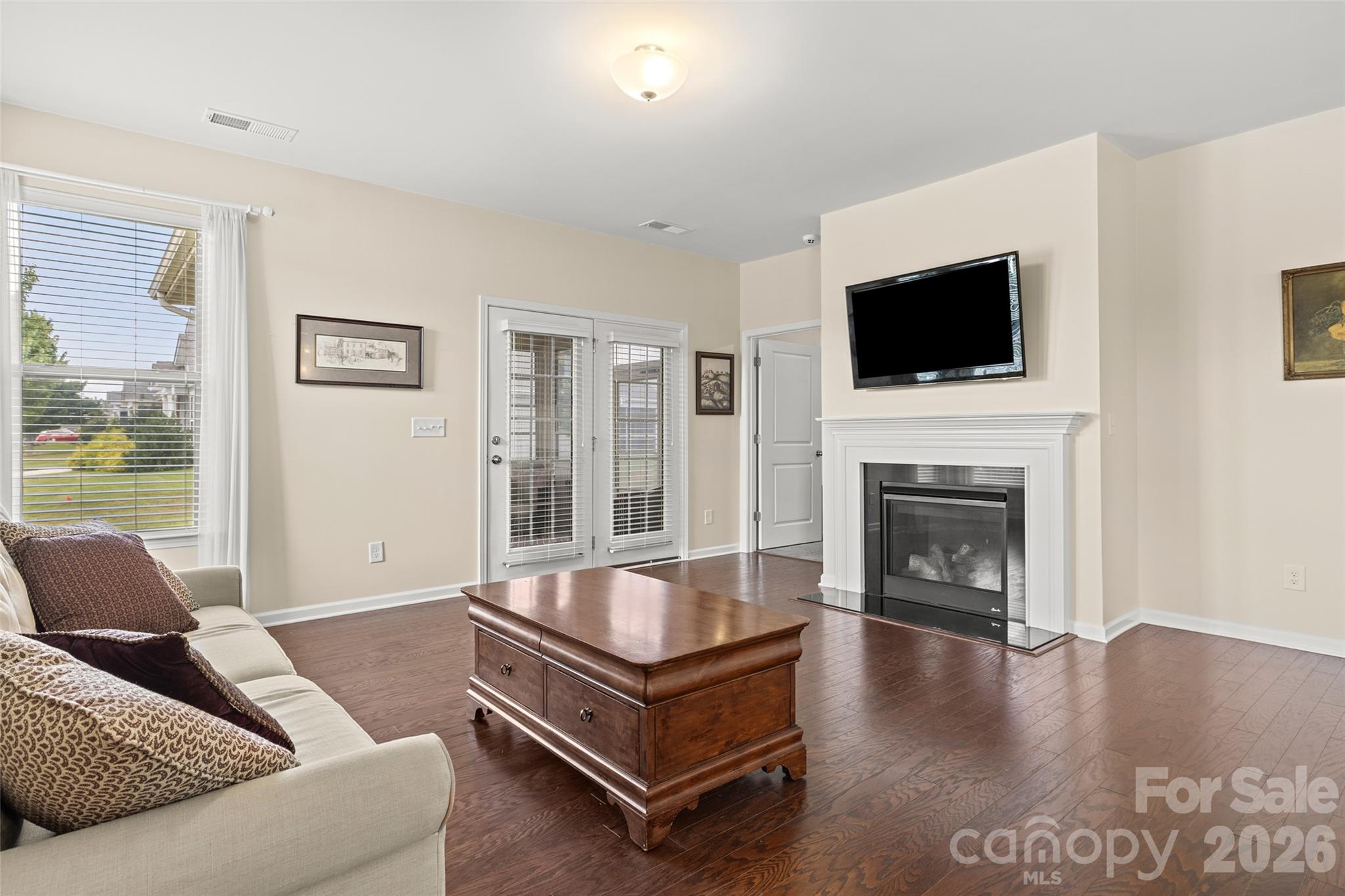 6257 Swanport Road — Lancaster
