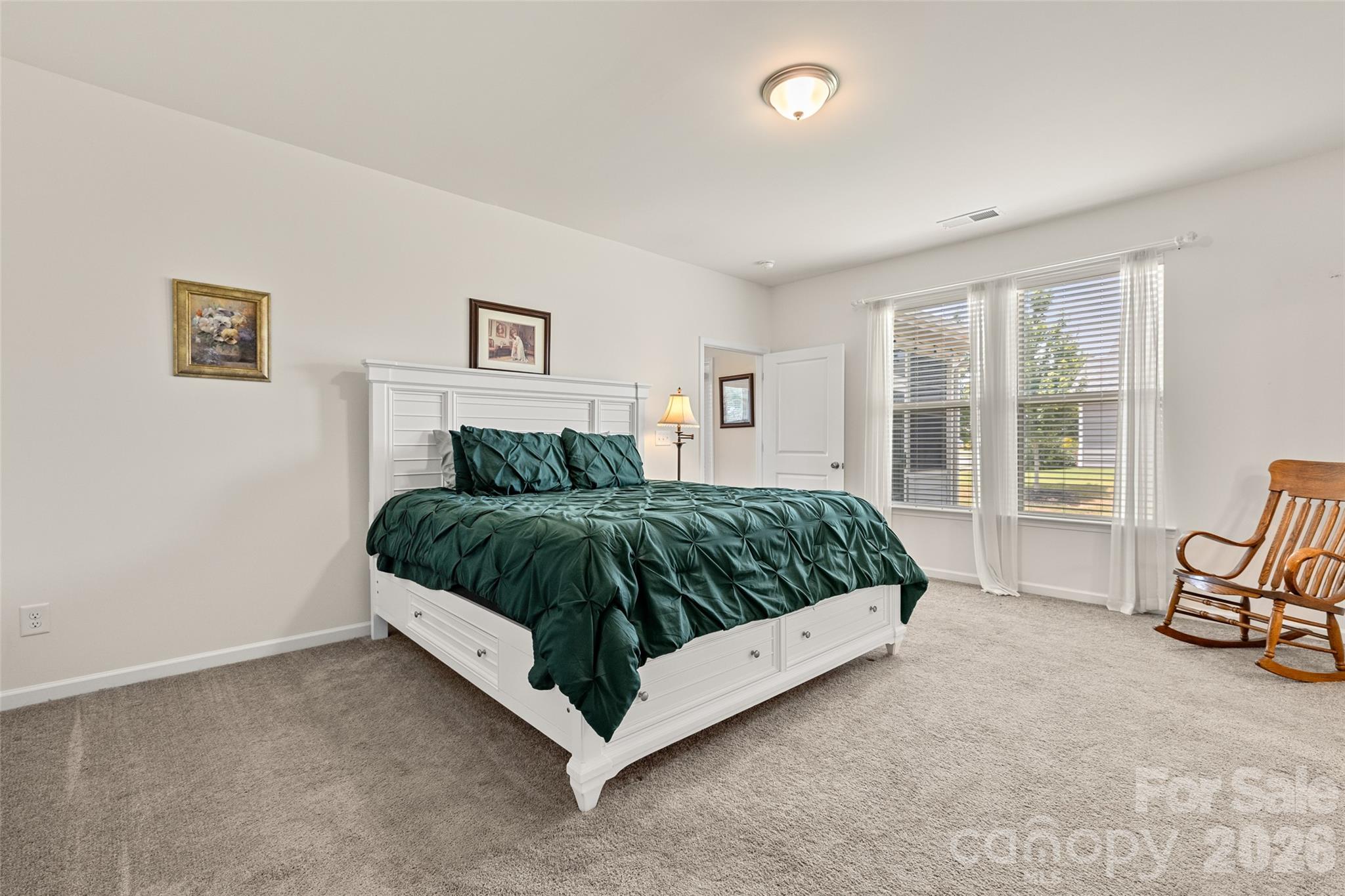 6257 Swanport Road — Lancaster
