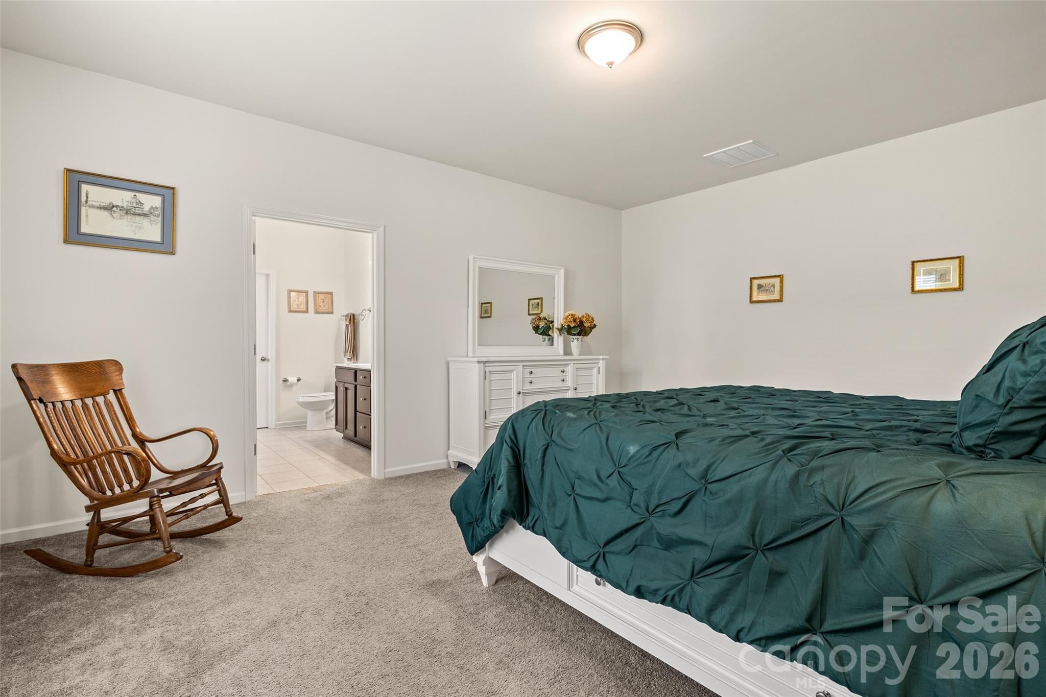 6257 Swanport Road — Lancaster