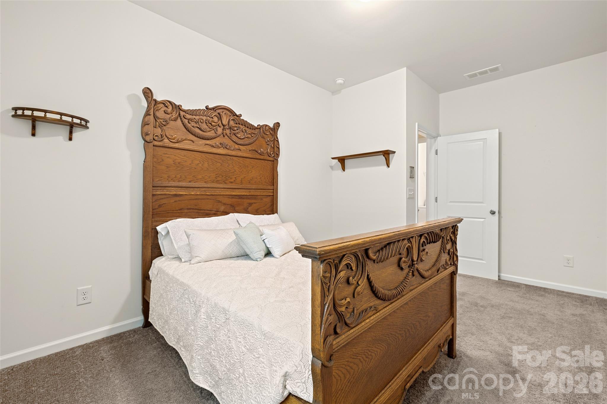 6257 Swanport Road — Lancaster