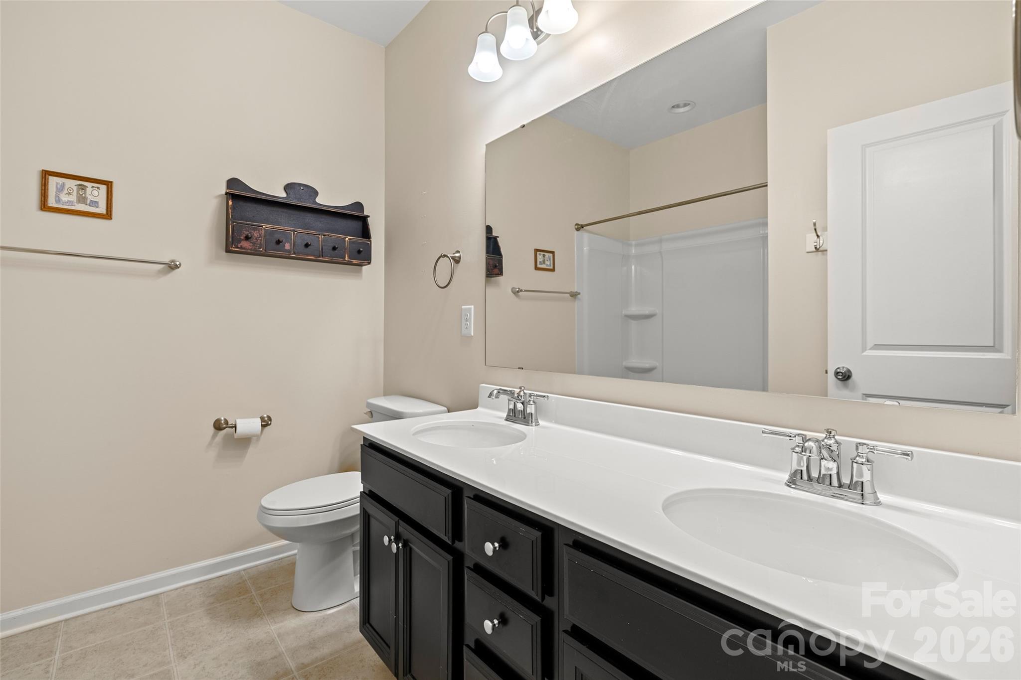 6257 Swanport Road — Lancaster