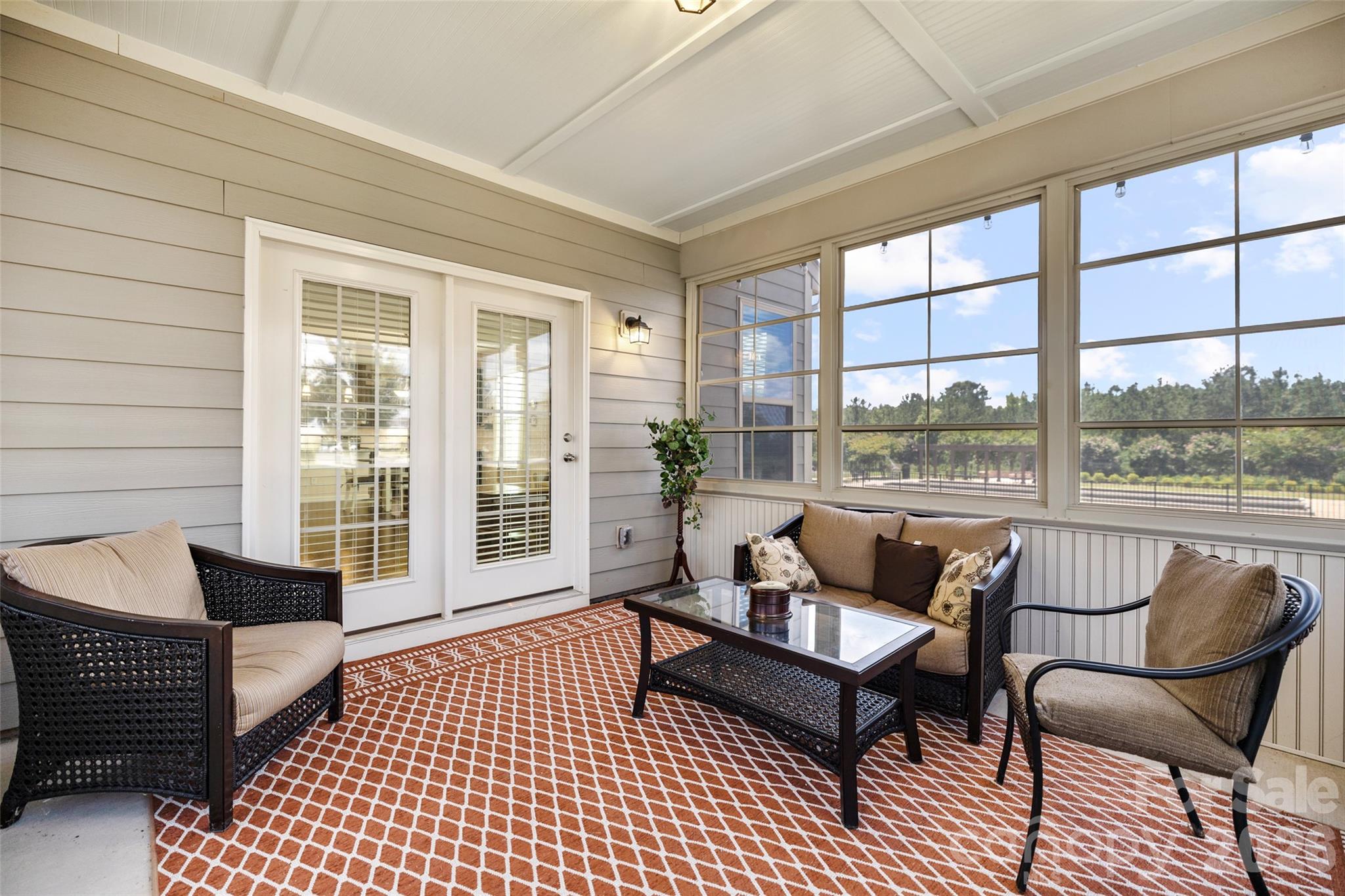 6257 Swanport Road — Lancaster