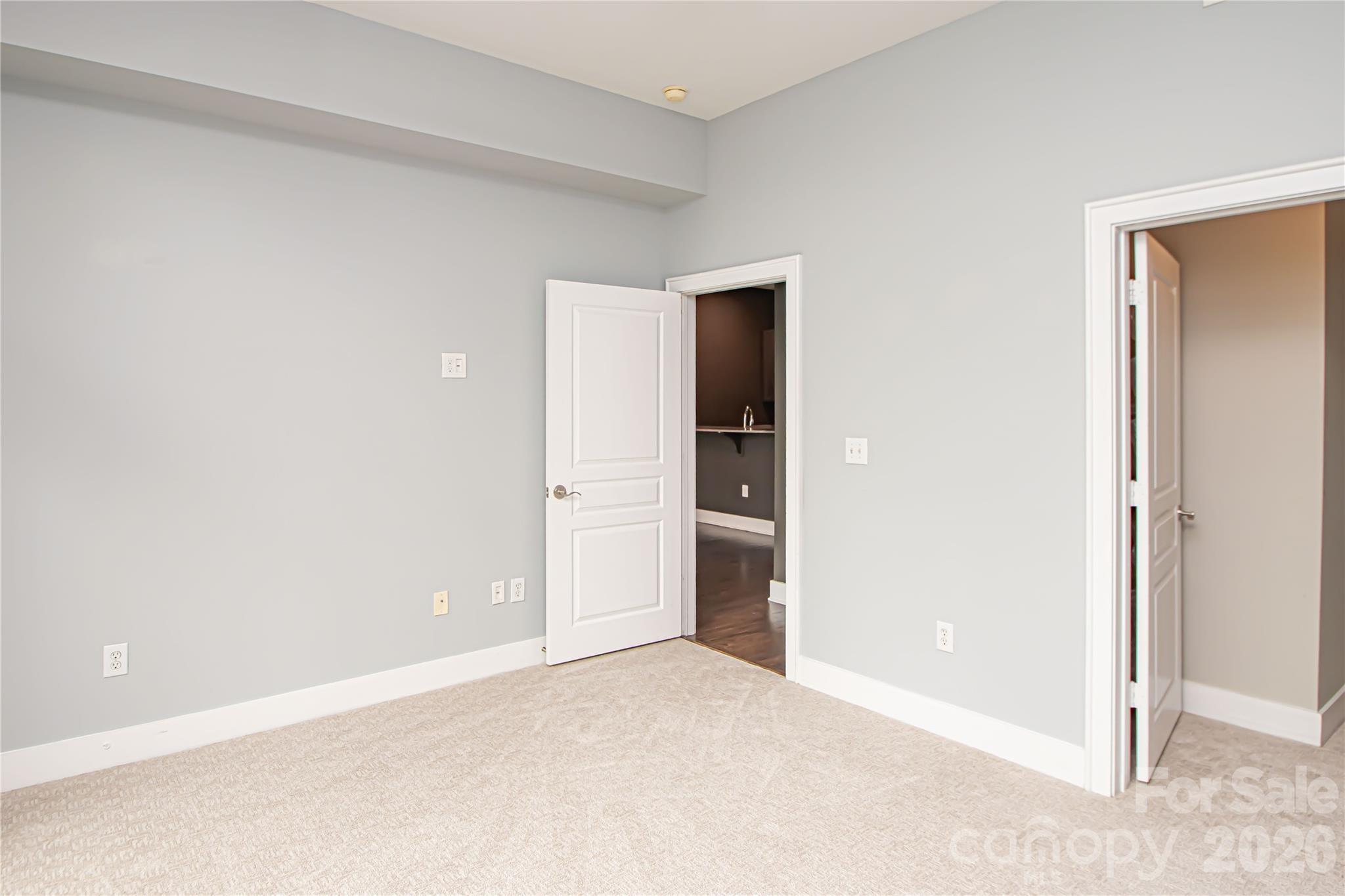115 E Park Avenue #313 — Charlotte