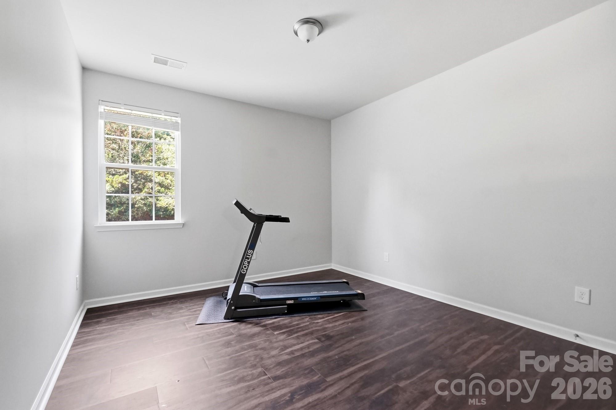 9815 Caledenia Drive — Huntersville
