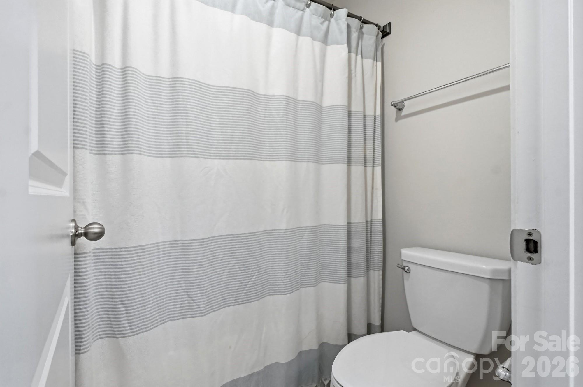 9815 Caledenia Drive — Huntersville