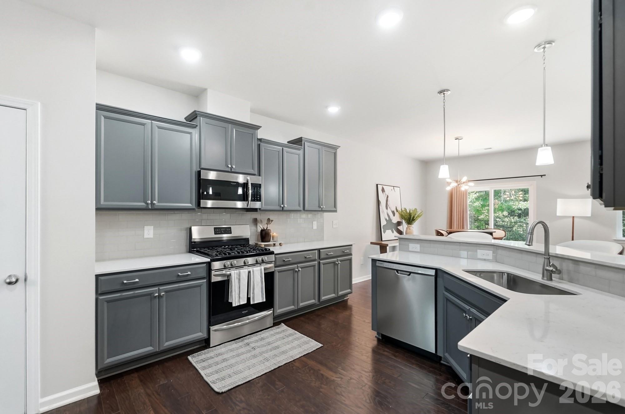9815 Caledenia Drive — Huntersville