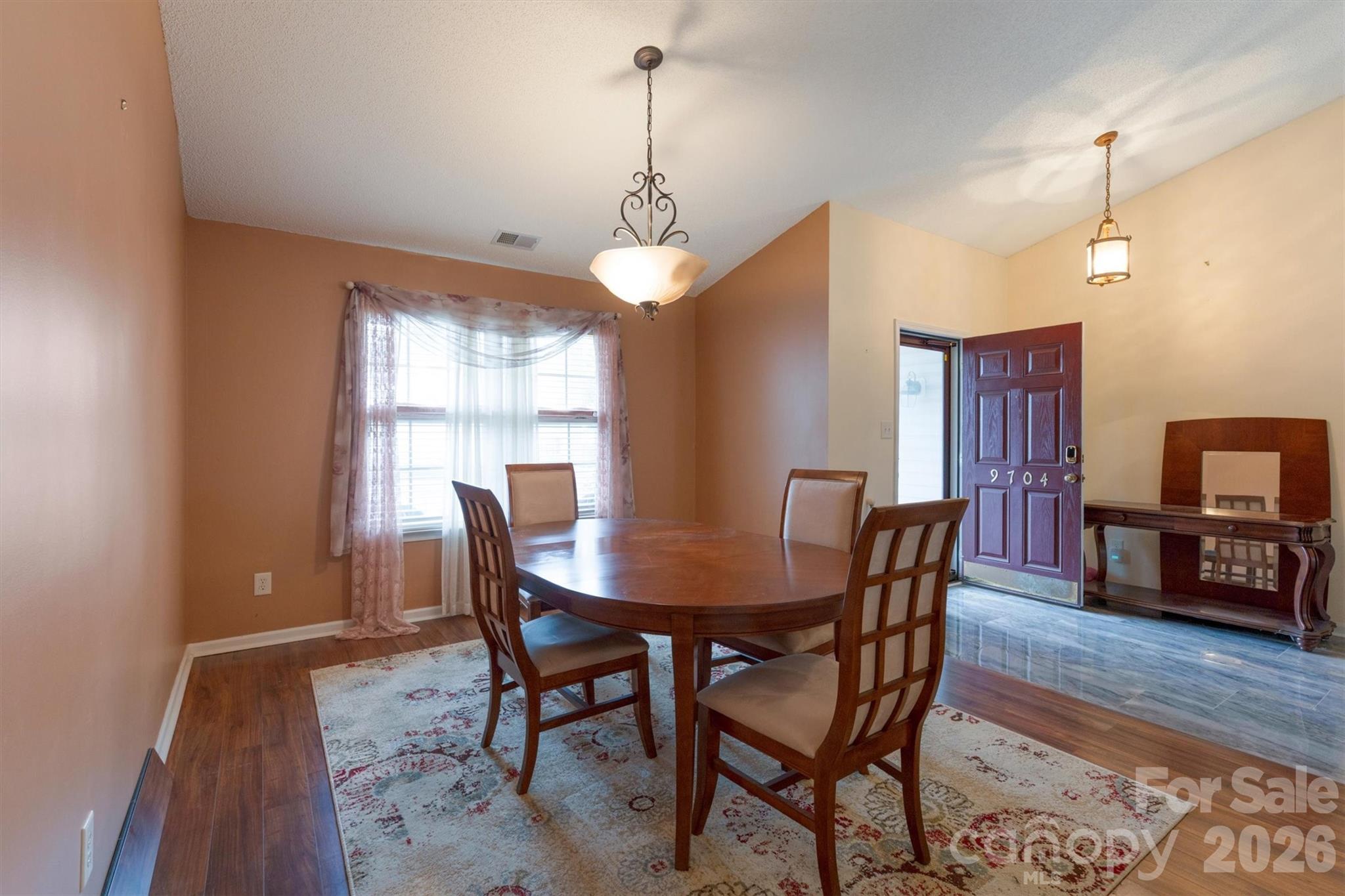 9704 Aventide Lane — Charlotte