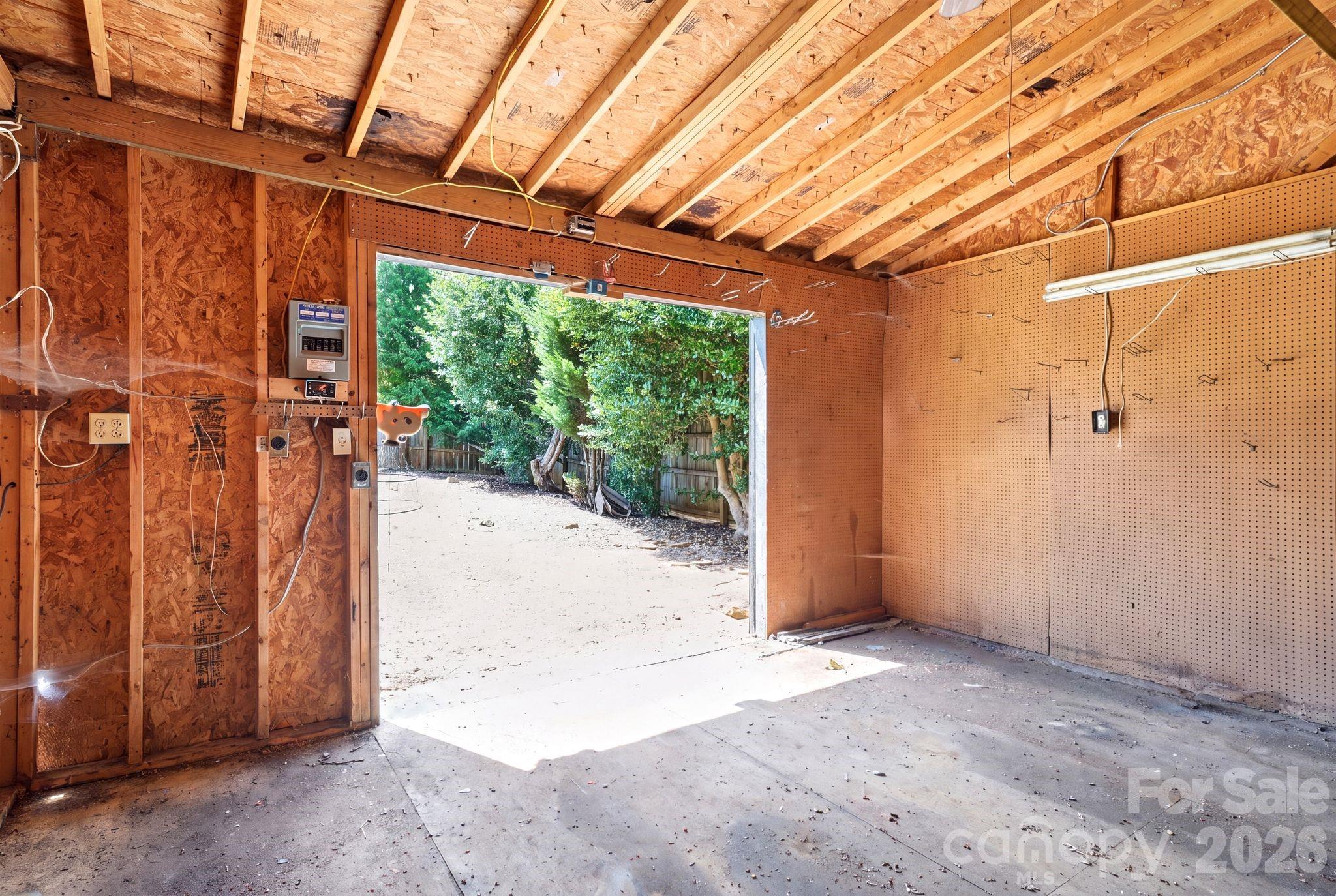 5226 Rockwood Road — Charlotte