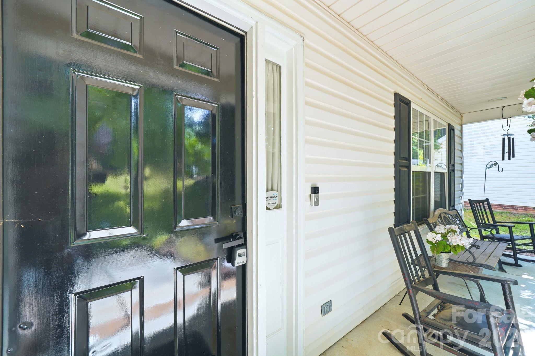 5226 Rockwood Road — Charlotte