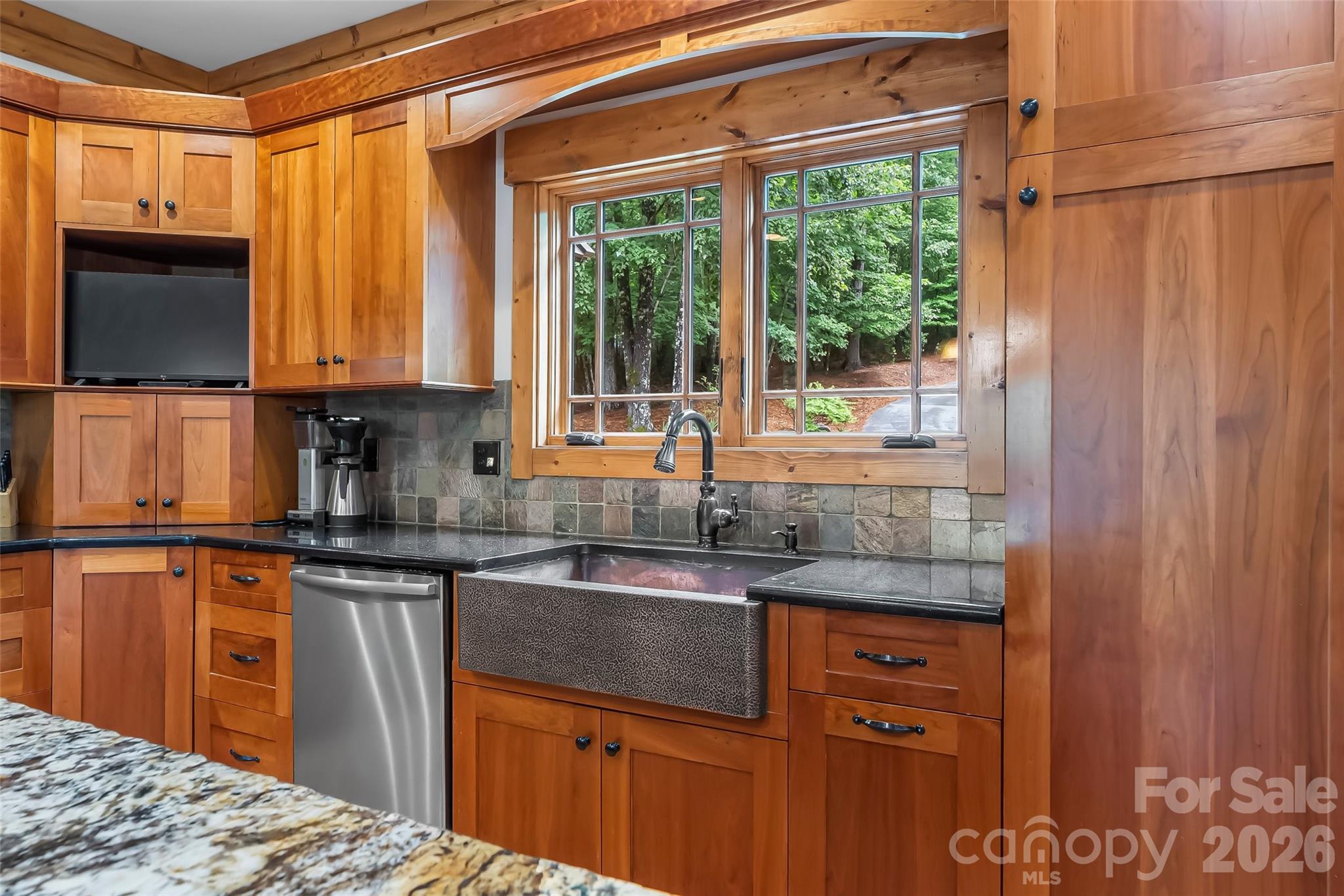 1814 Yellow Fork Trail E — Nebo