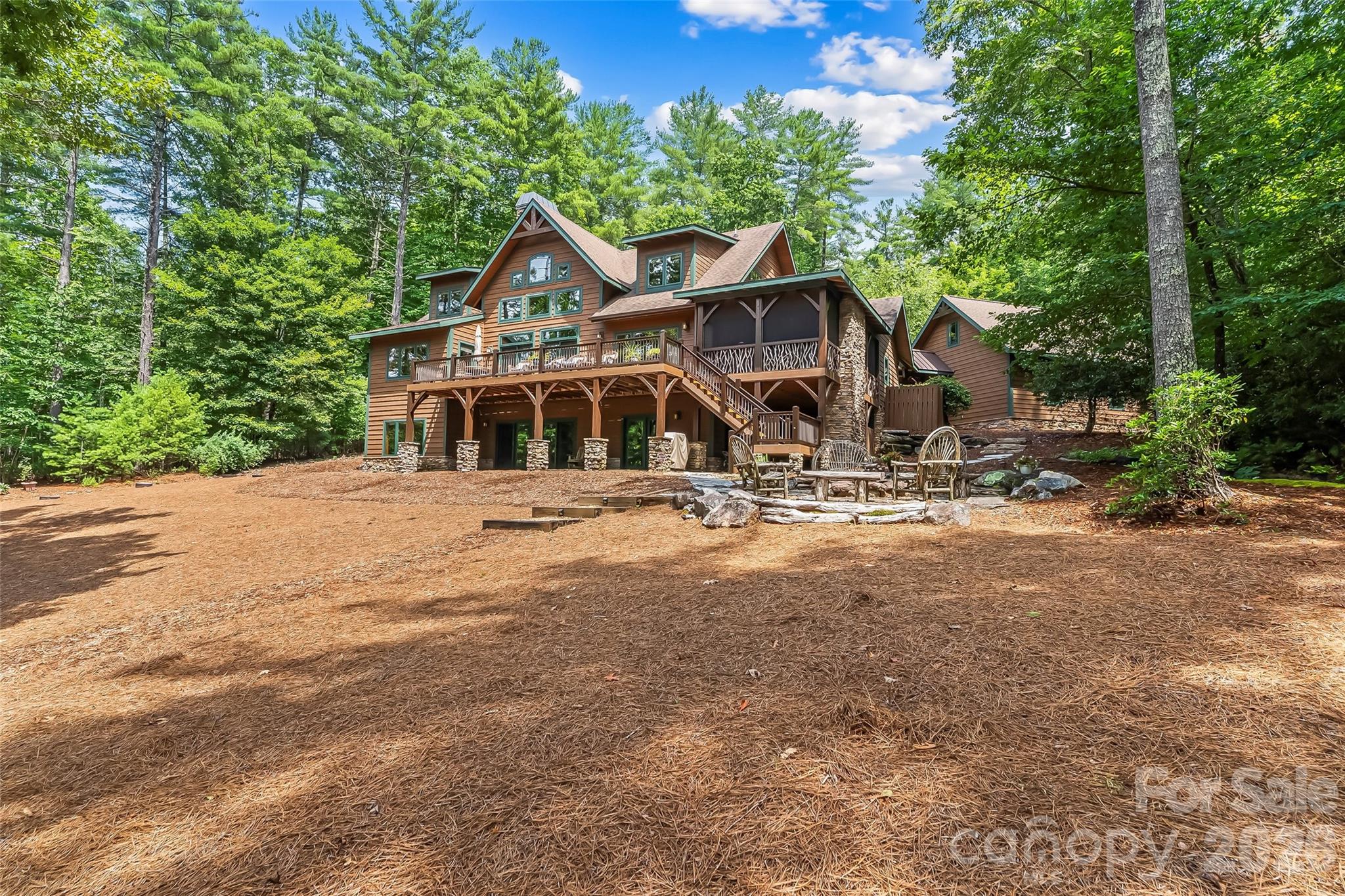 1814 Yellow Fork Trail E — Nebo