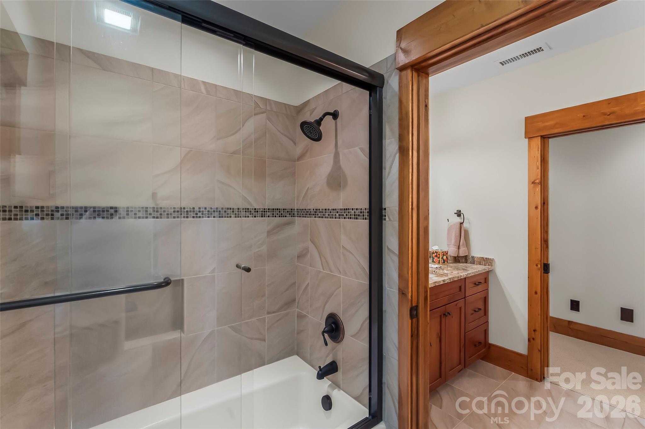 1814 Yellow Fork Trail E — Nebo