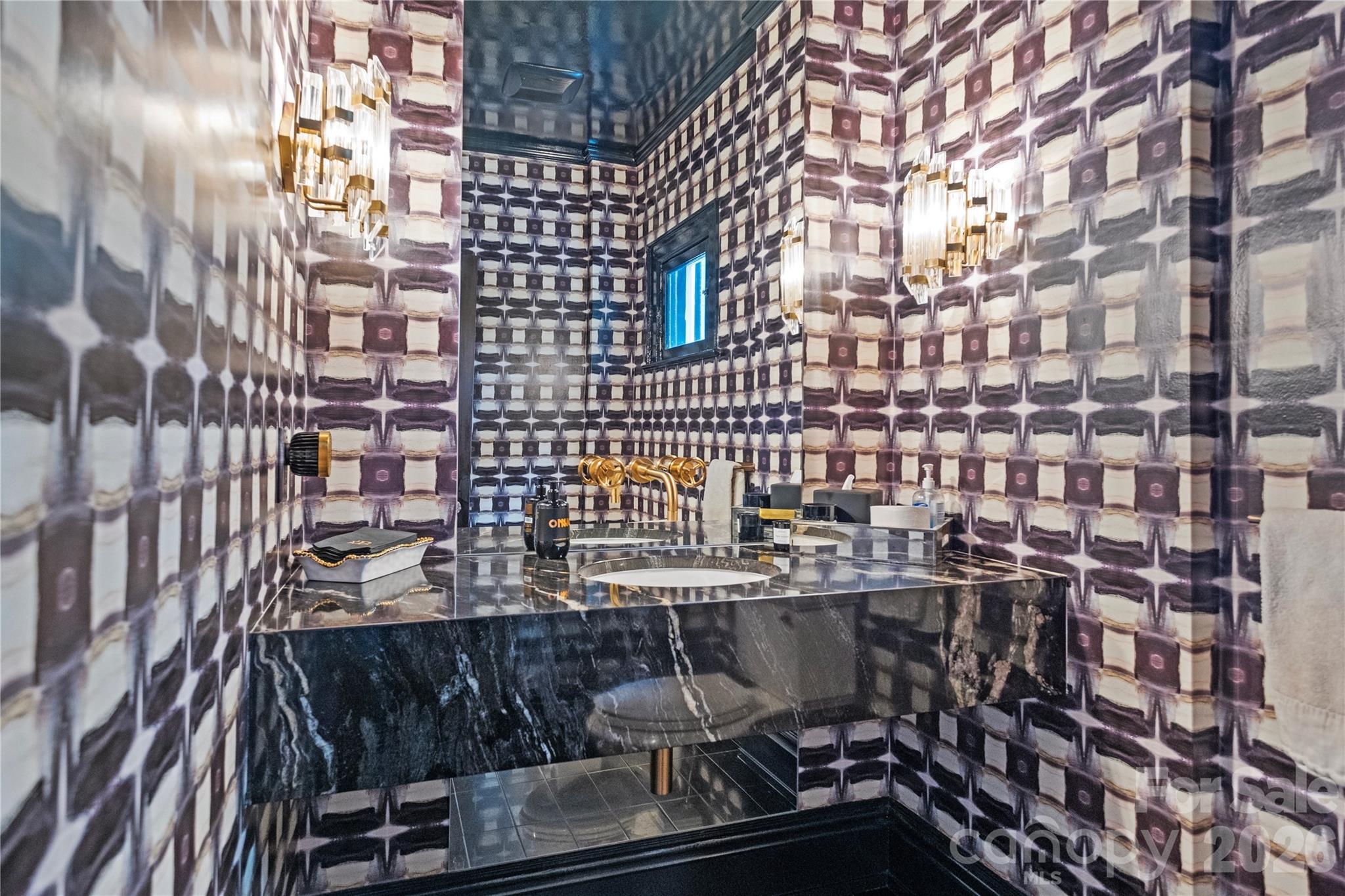 2100 The Plaza Road — Charlotte