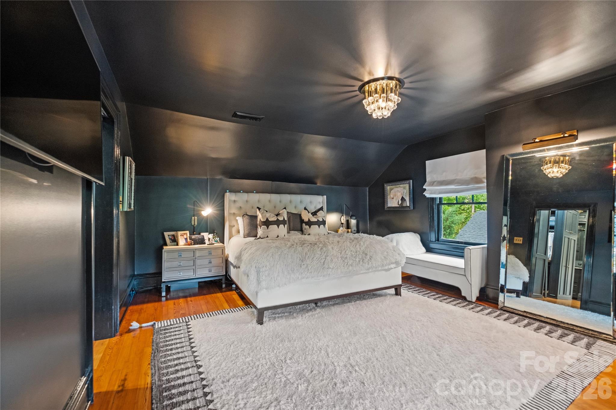 2100 The Plaza Road — Charlotte