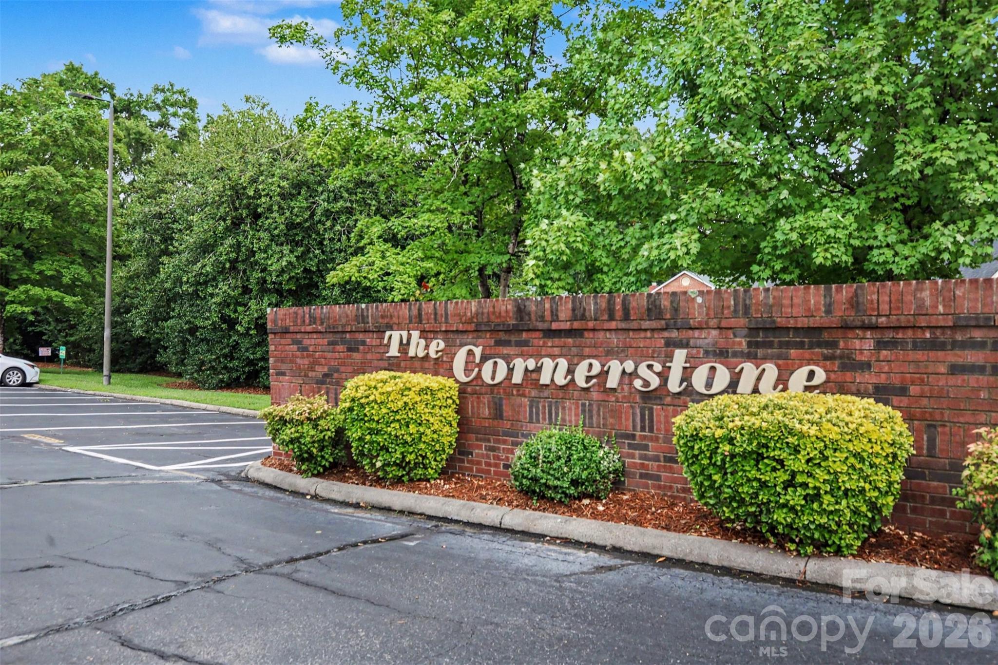 84 Lake Concord Road NE #M — Concord