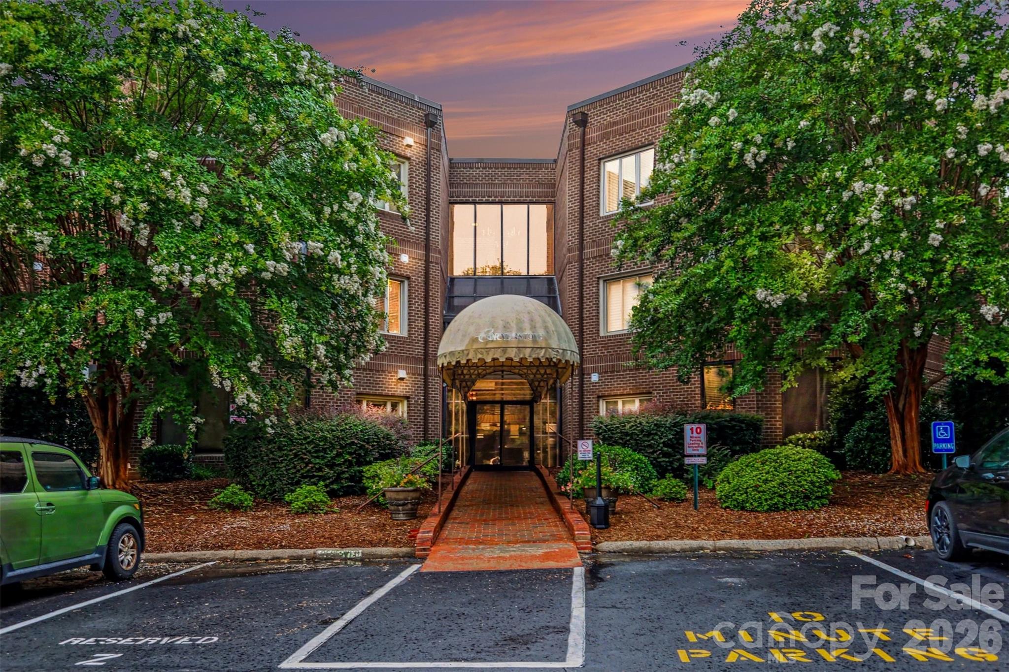 84 Lake Concord Road NE #M — Concord