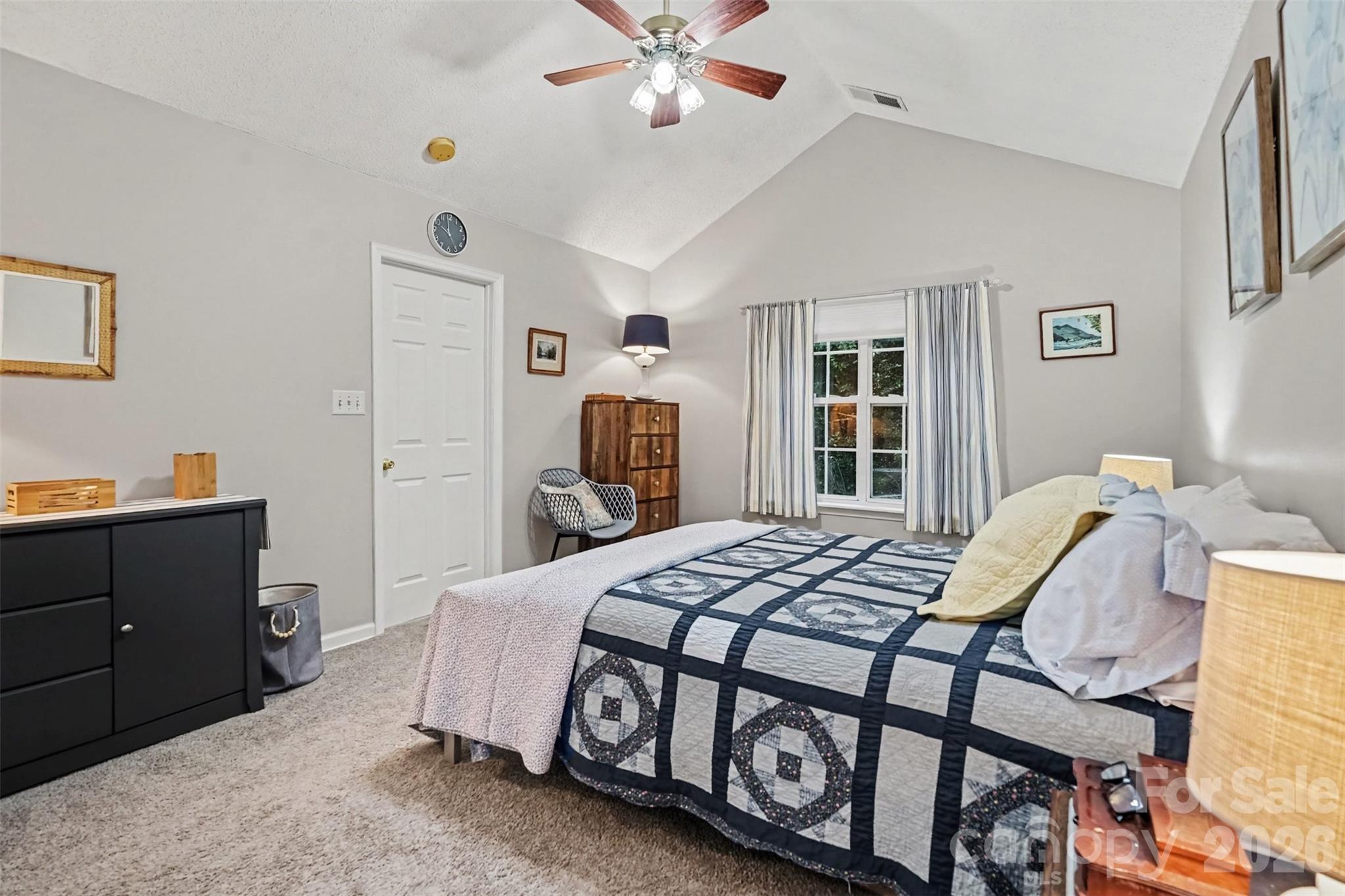 927 Sparrows Nest Lane — Charlotte