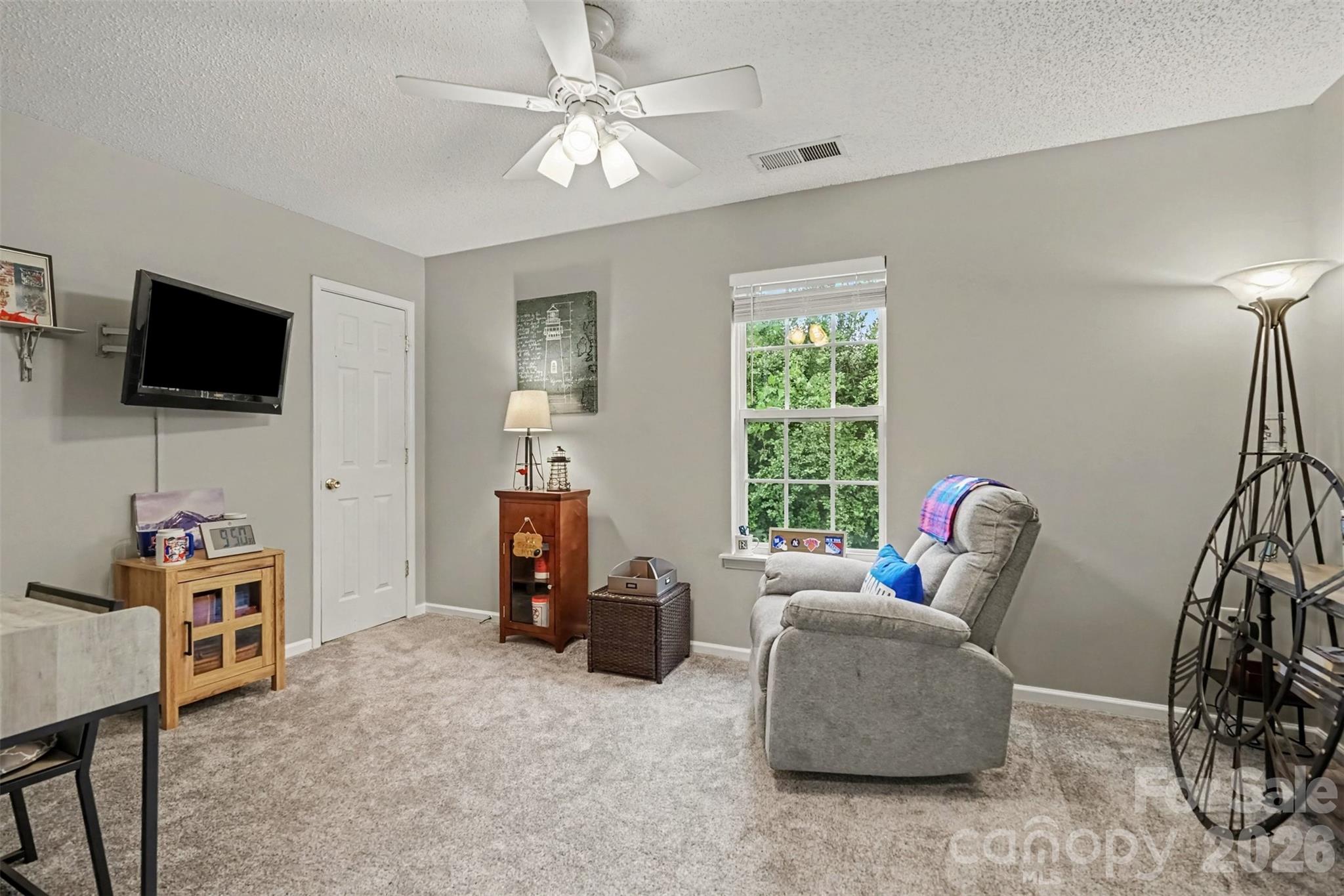 927 Sparrows Nest Lane — Charlotte