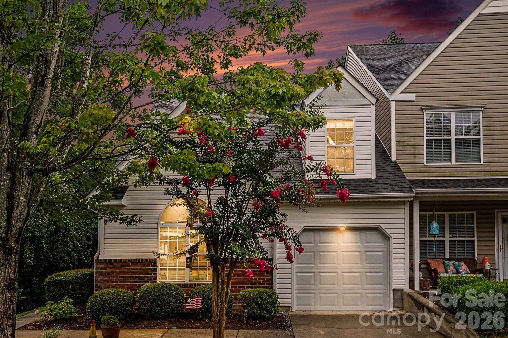 927 Sparrows Nest Lane — Charlotte