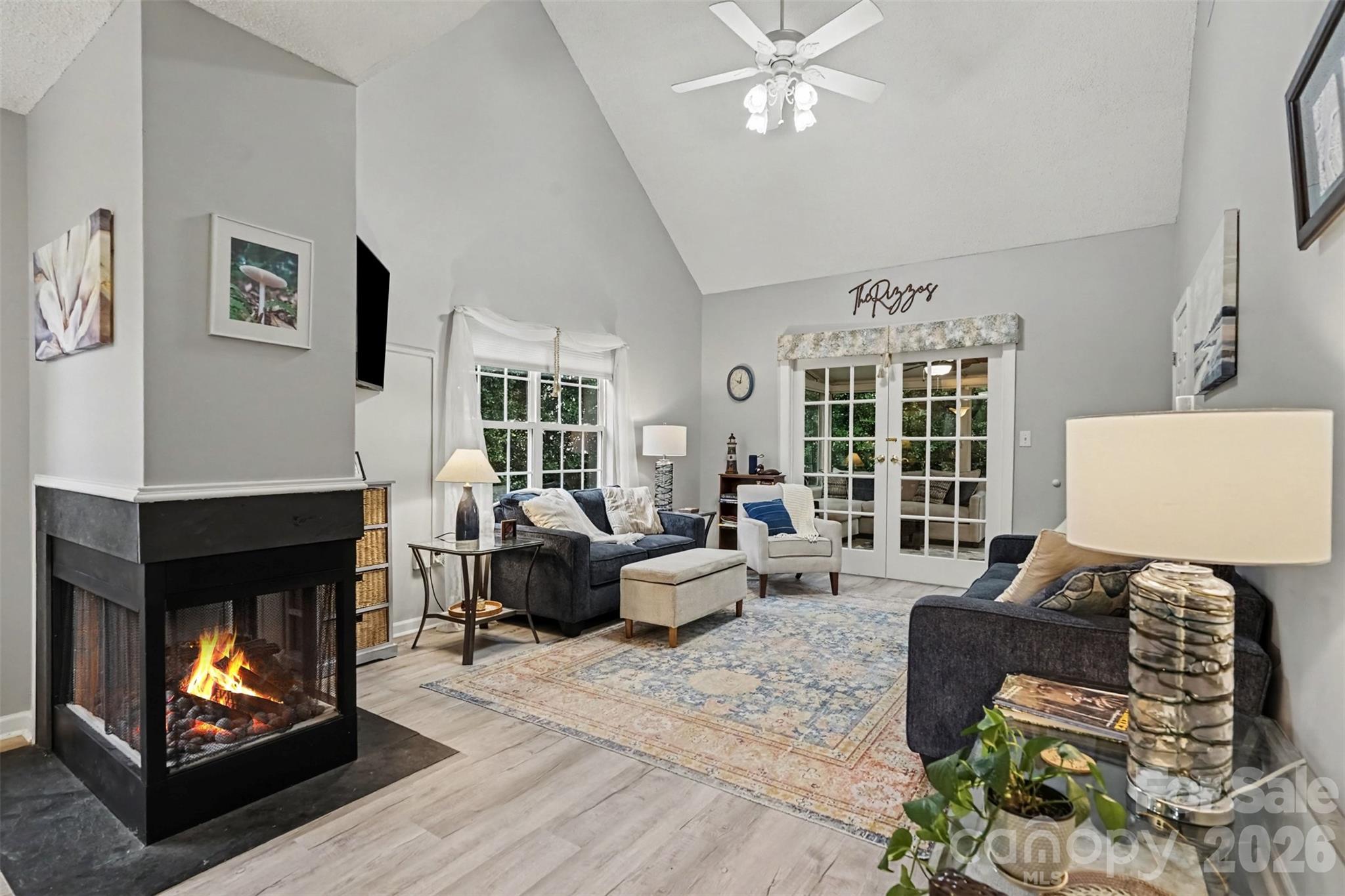 927 Sparrows Nest Lane — Charlotte